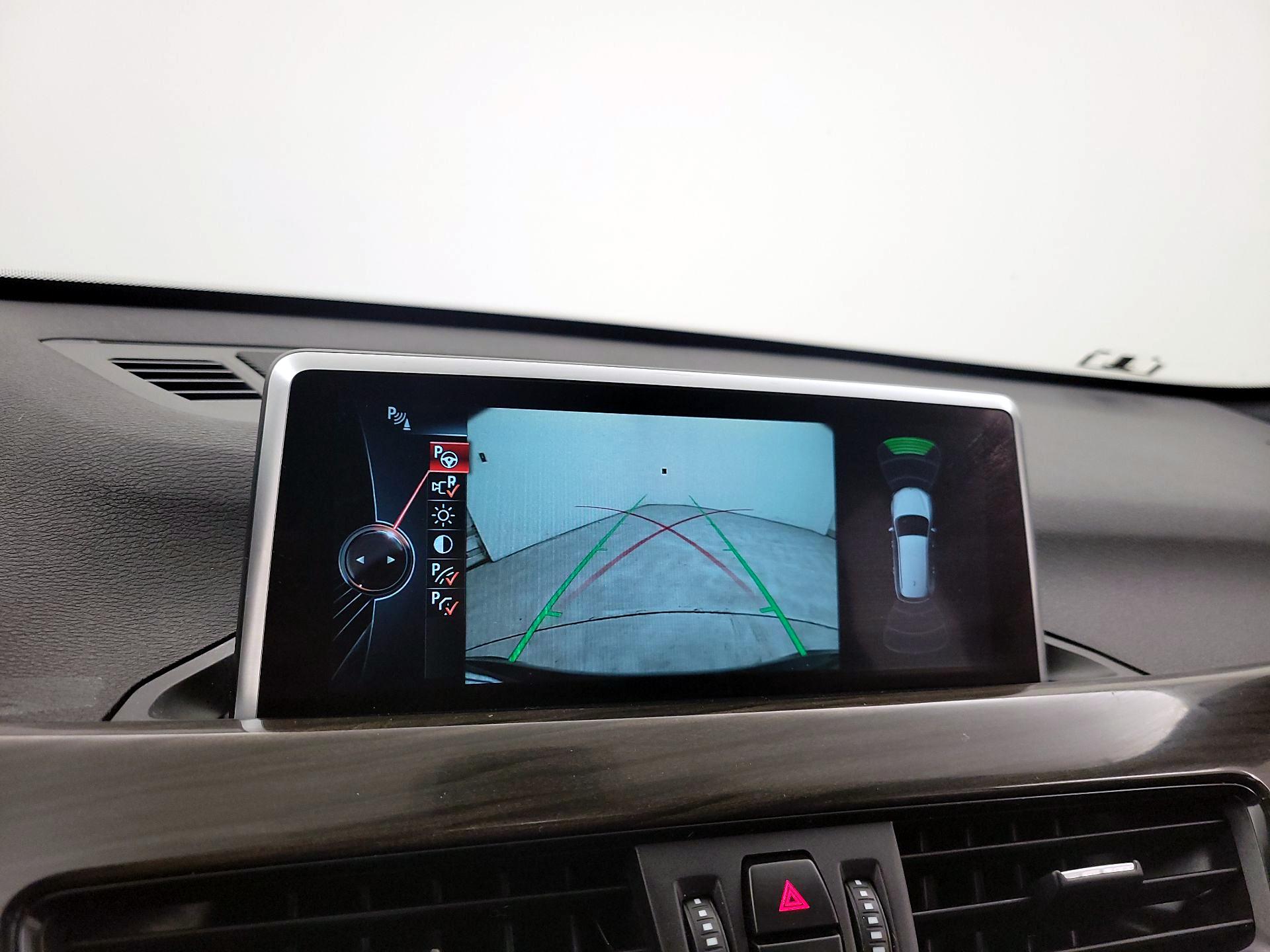 Thumbnail: 2017 BMW X1 - 14