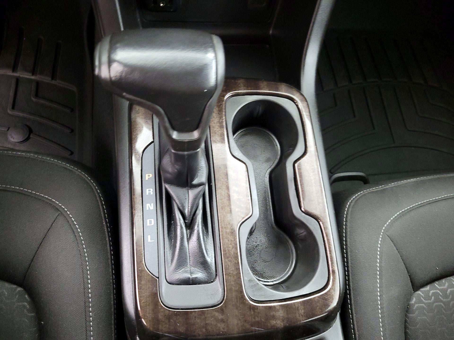 Thumbnail: 2019 GMC Canyon - 17
