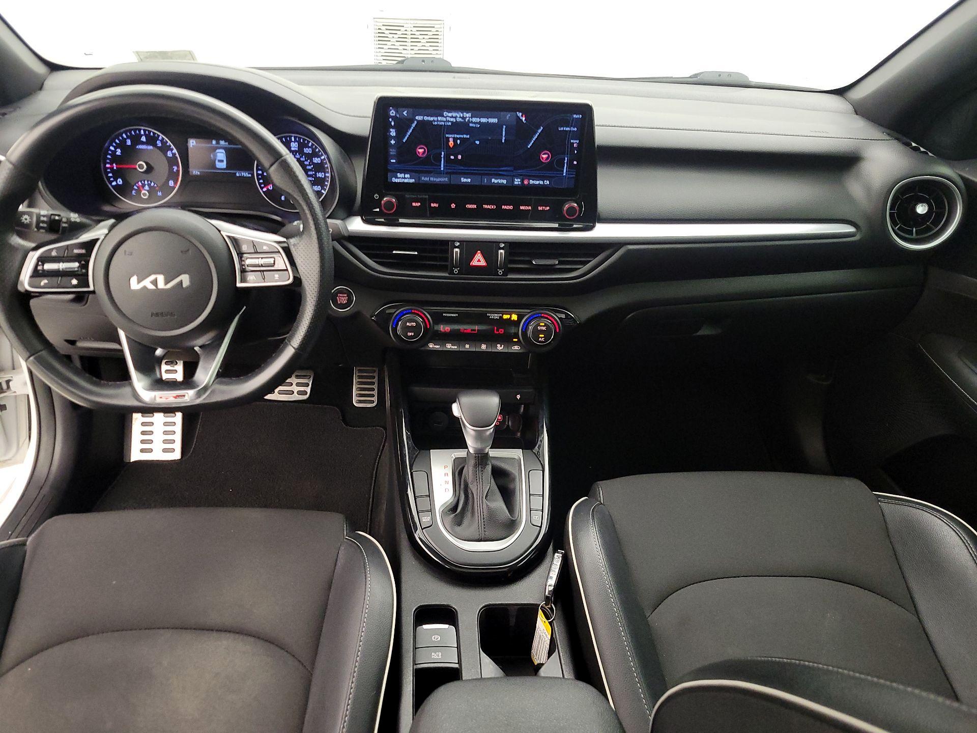 Thumbnail: 2022 Kia Forte - 9