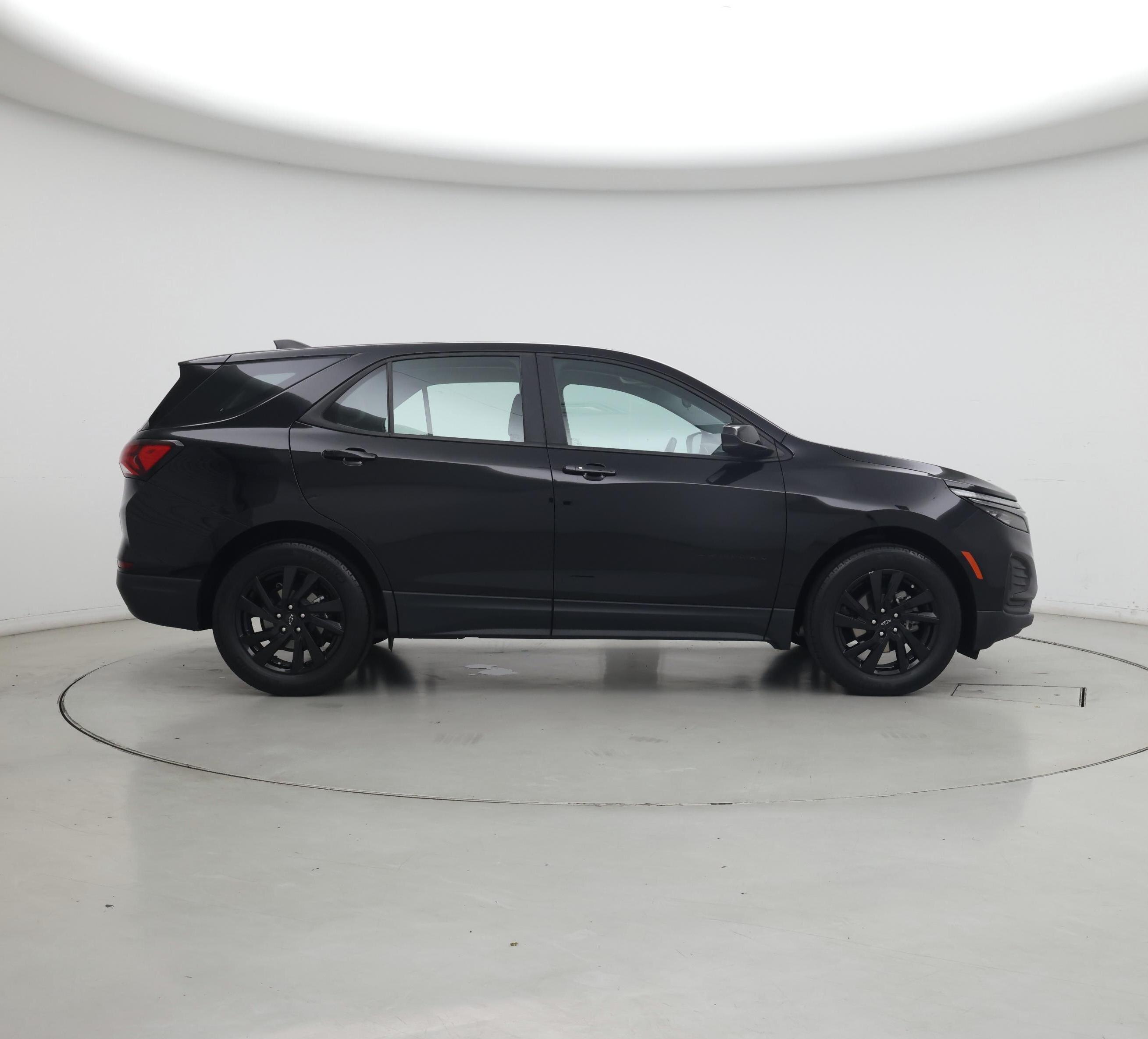Thumbnail: 2023 Chevrolet Equinox - 7
