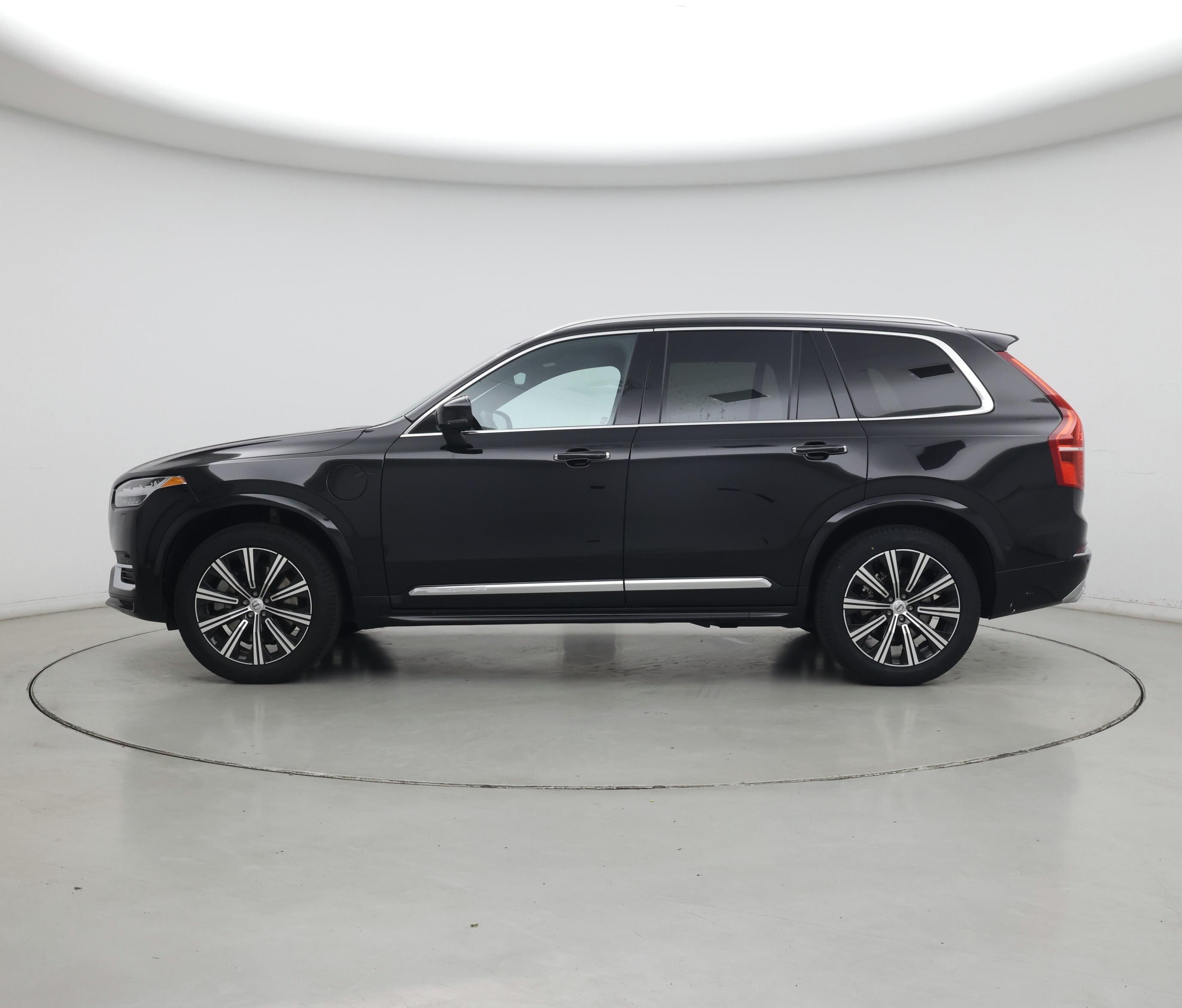 Thumbnail: 2021 Volvo XC90 - 3