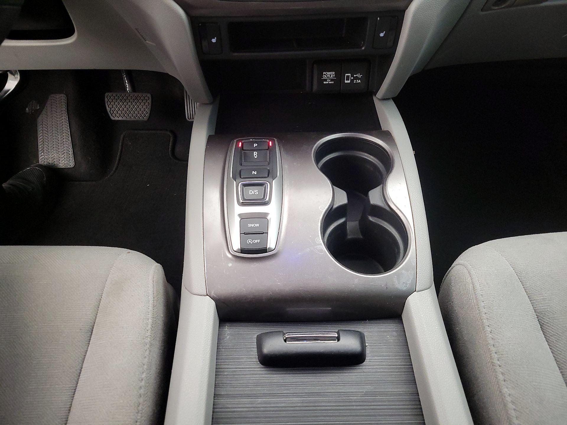 Thumbnail: 2021 Honda Pilot - 17