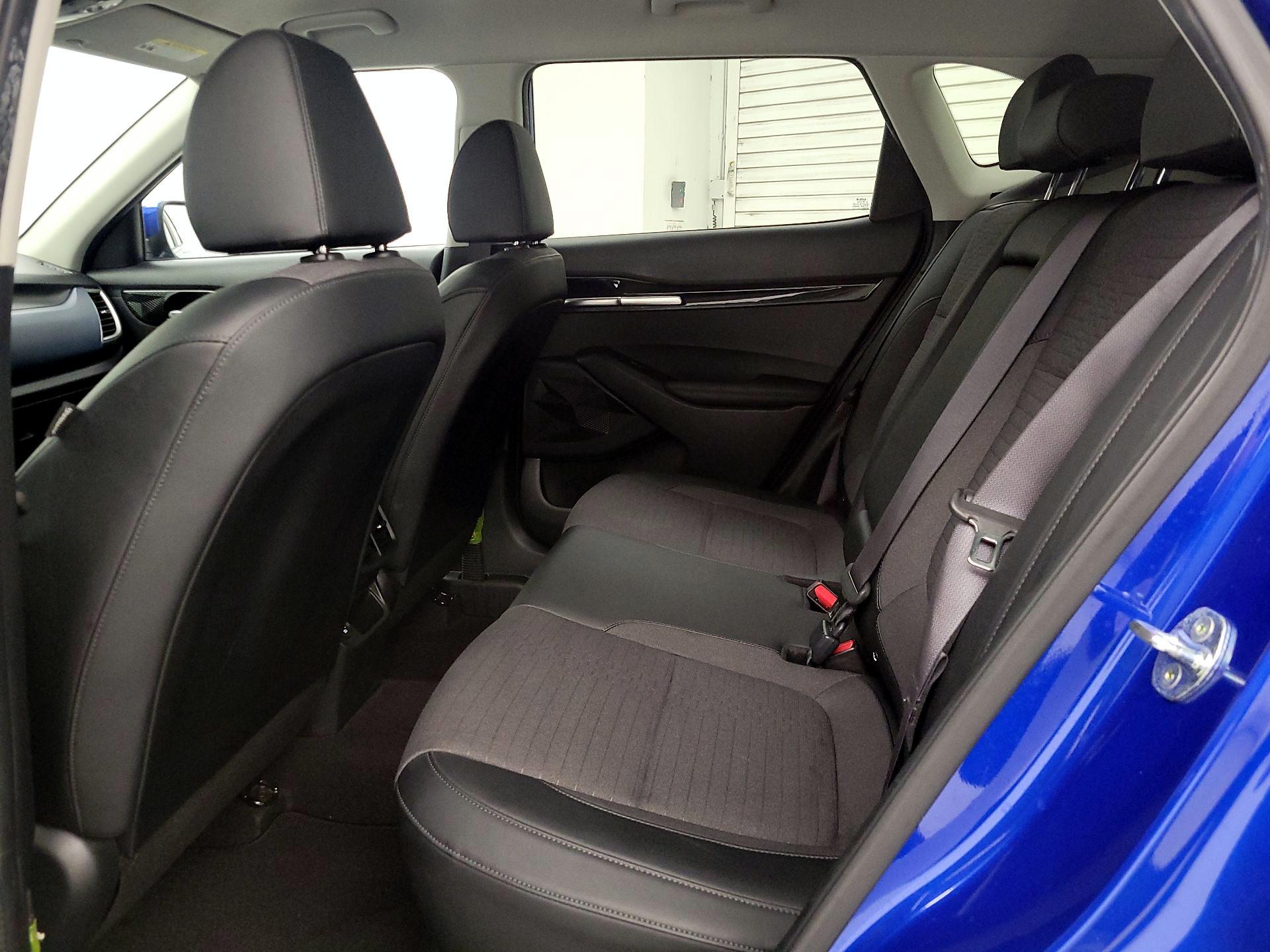 Thumbnail: 2022 Kia Seltos - 19