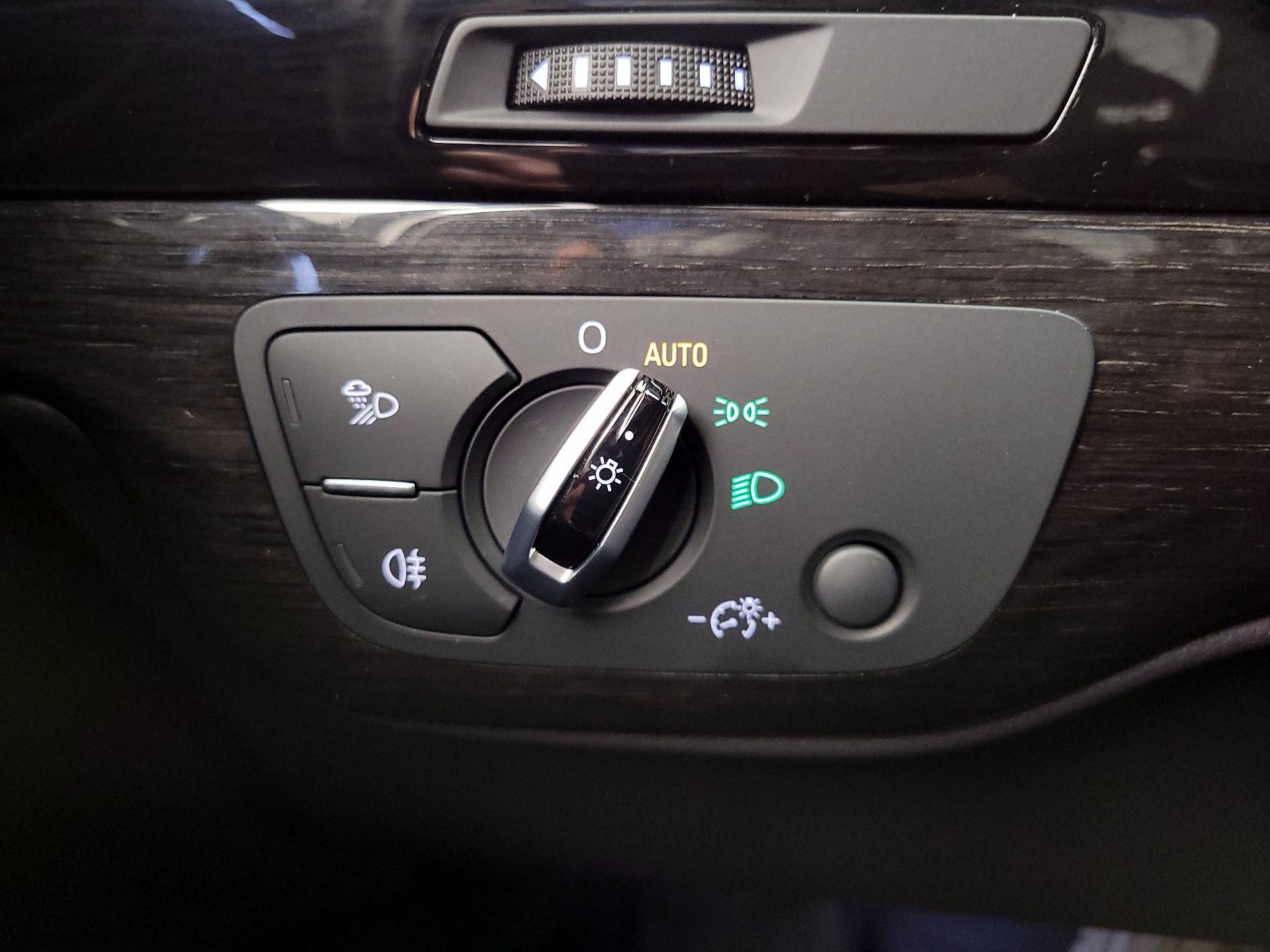 Thumbnail: 2018 Audi Q7 - 13