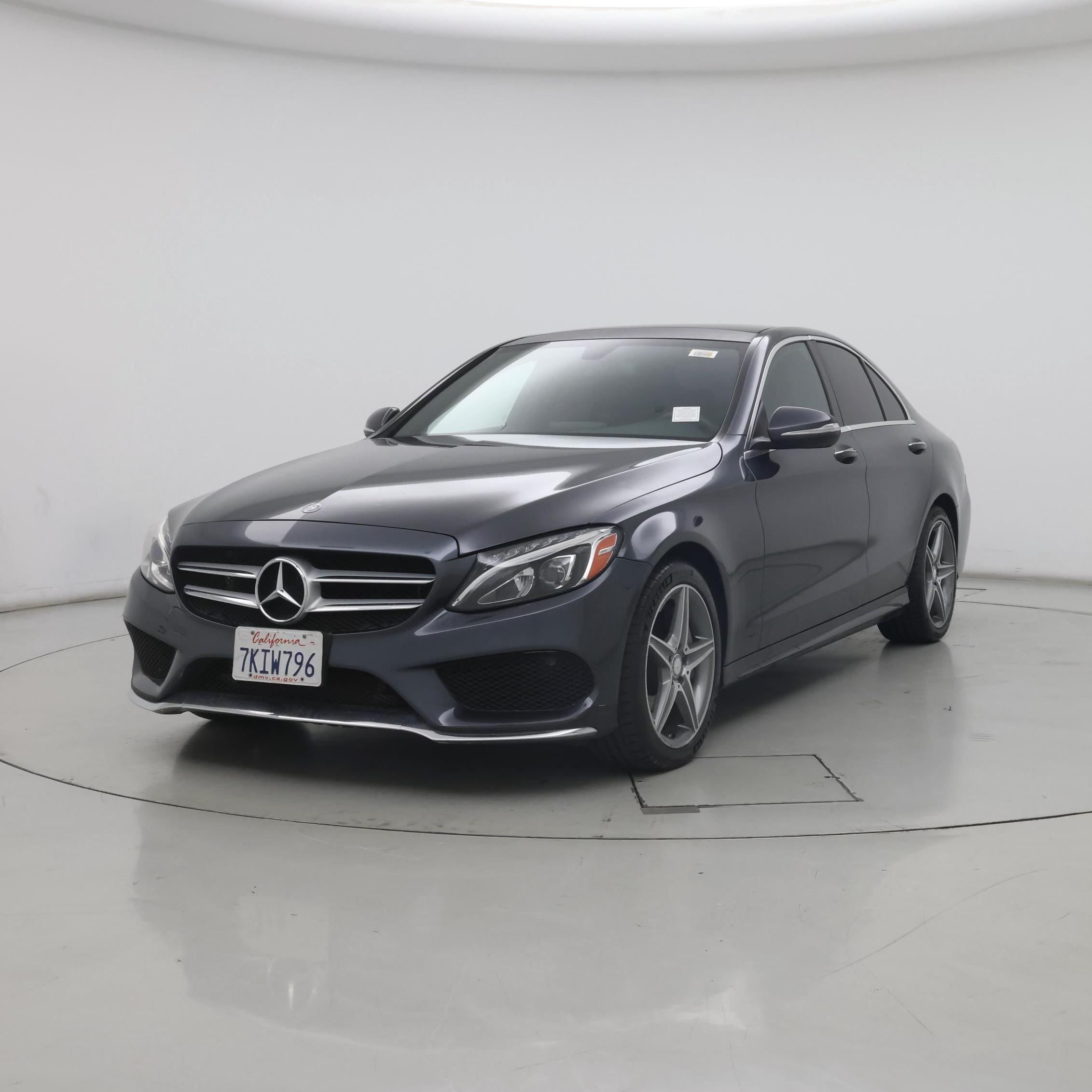 Thumbnail: 2015 Mercedes-Benz C-Class - 4