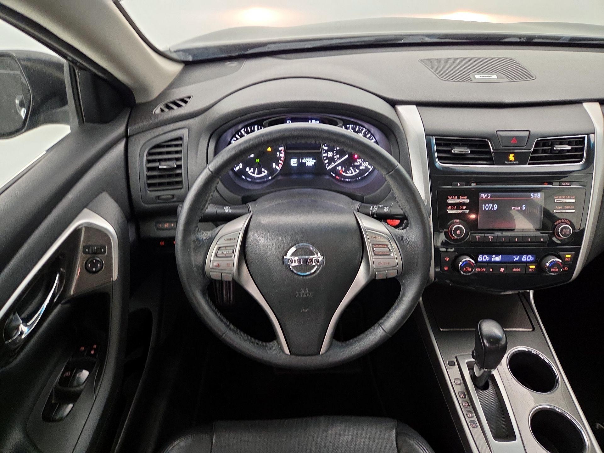 Thumbnail: 2015 Nissan Altima - 10