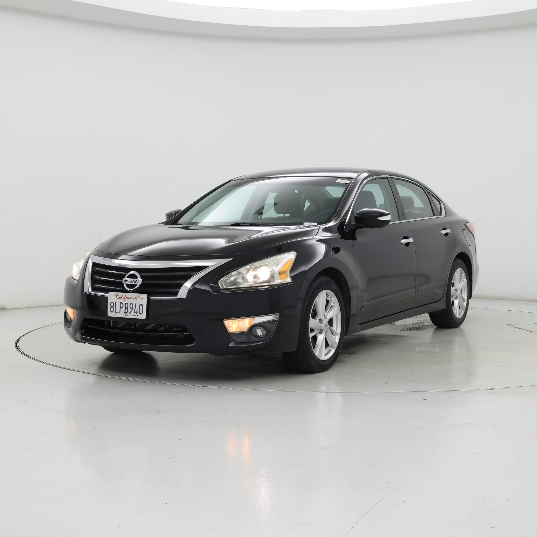 Thumbnail: 2015 Nissan Altima - 4