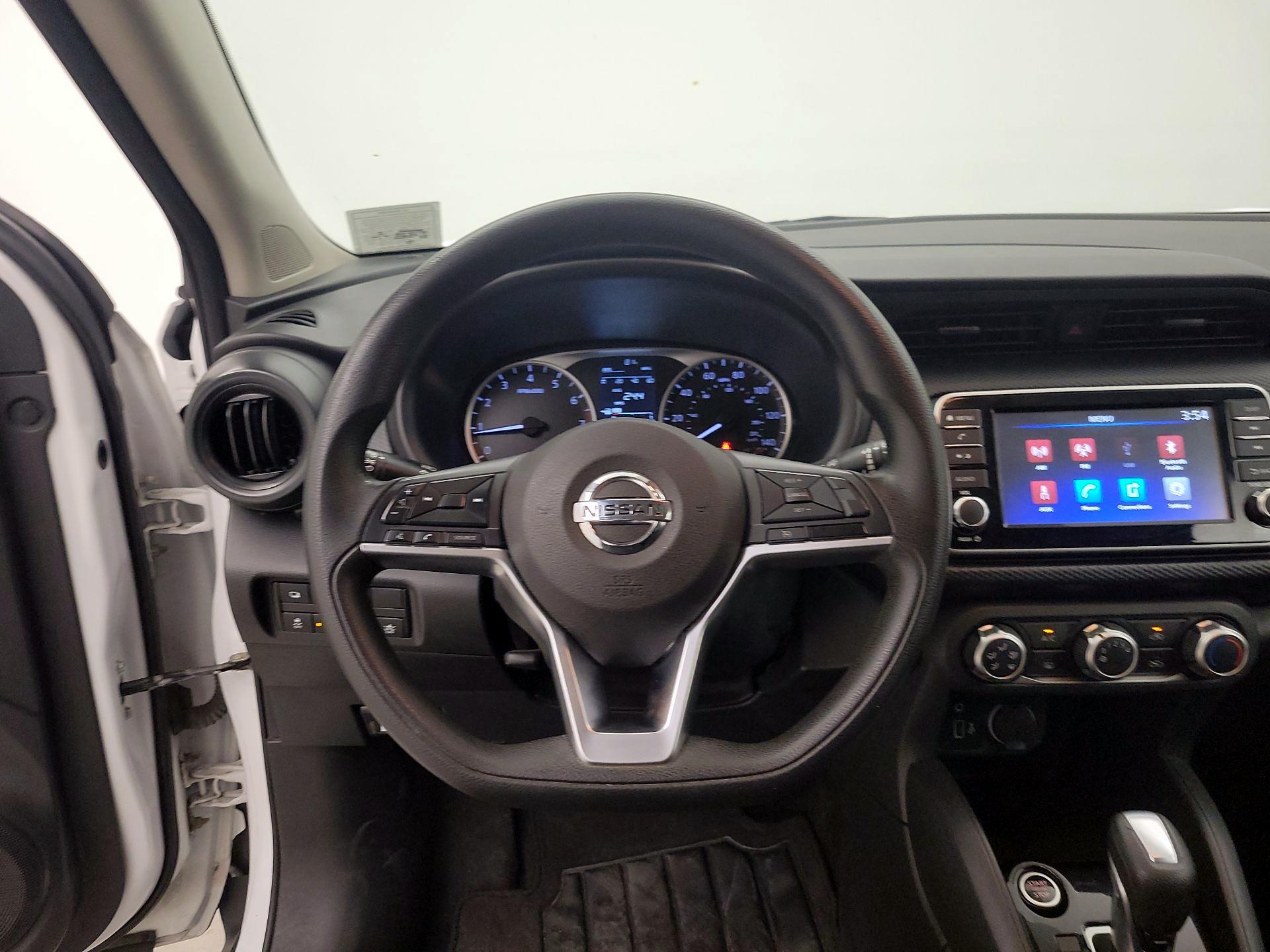 Thumbnail: 2021 Nissan Kicks - 10