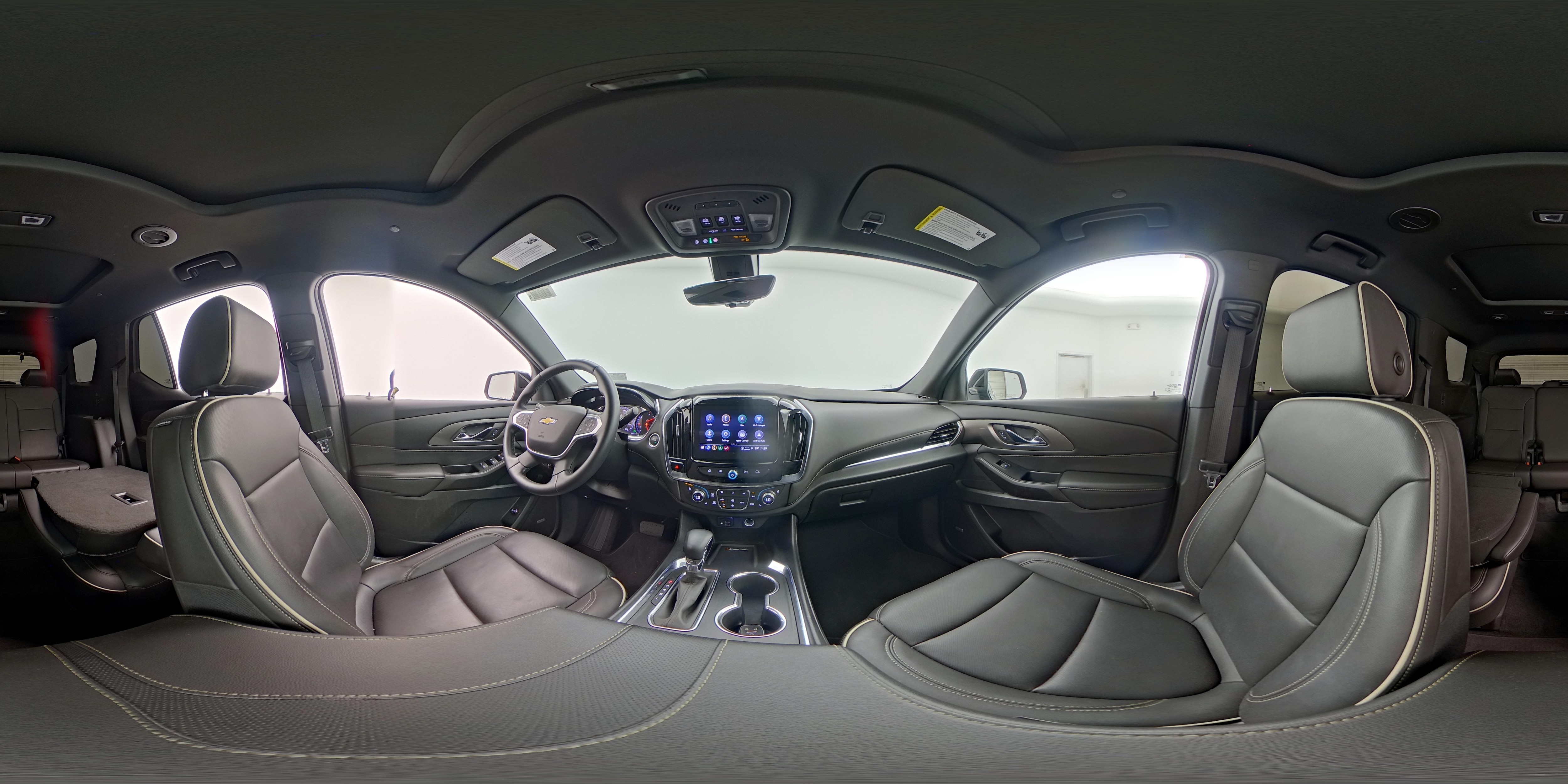 2023 Chevrolet Traverse Premier - Photo 25