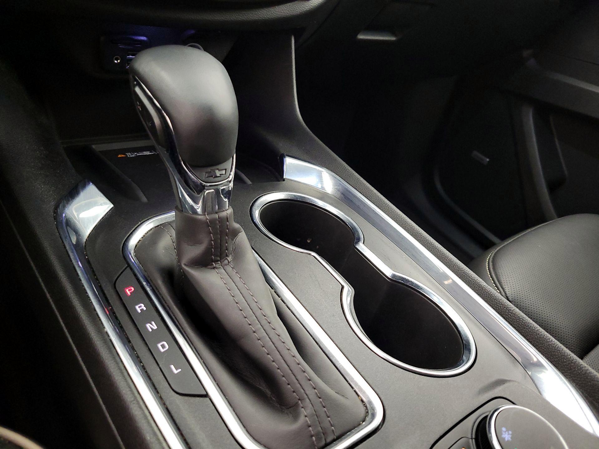 Thumbnail: 2023 Chevrolet Traverse - 17