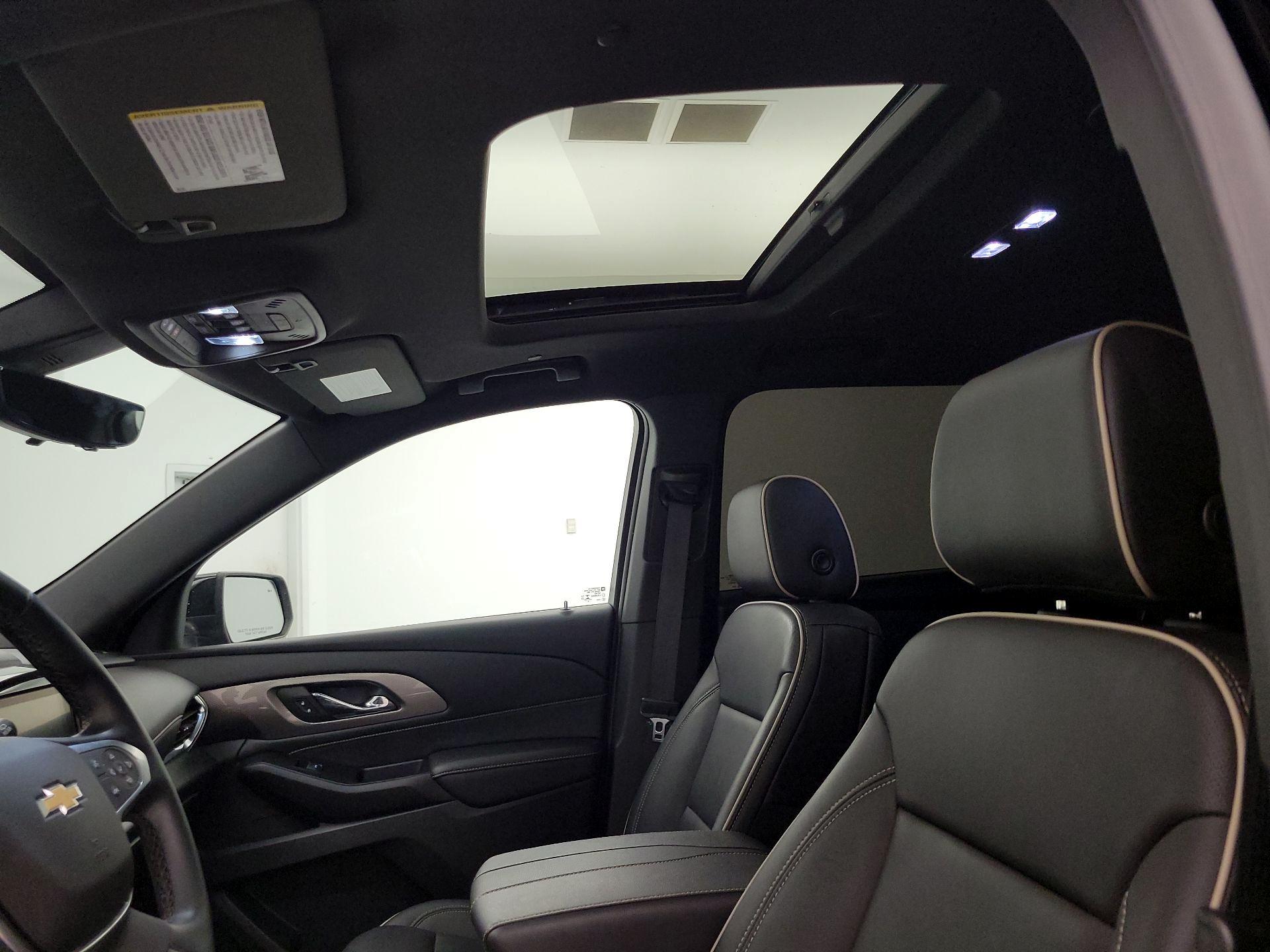 Thumbnail: 2023 Chevrolet Traverse - 18