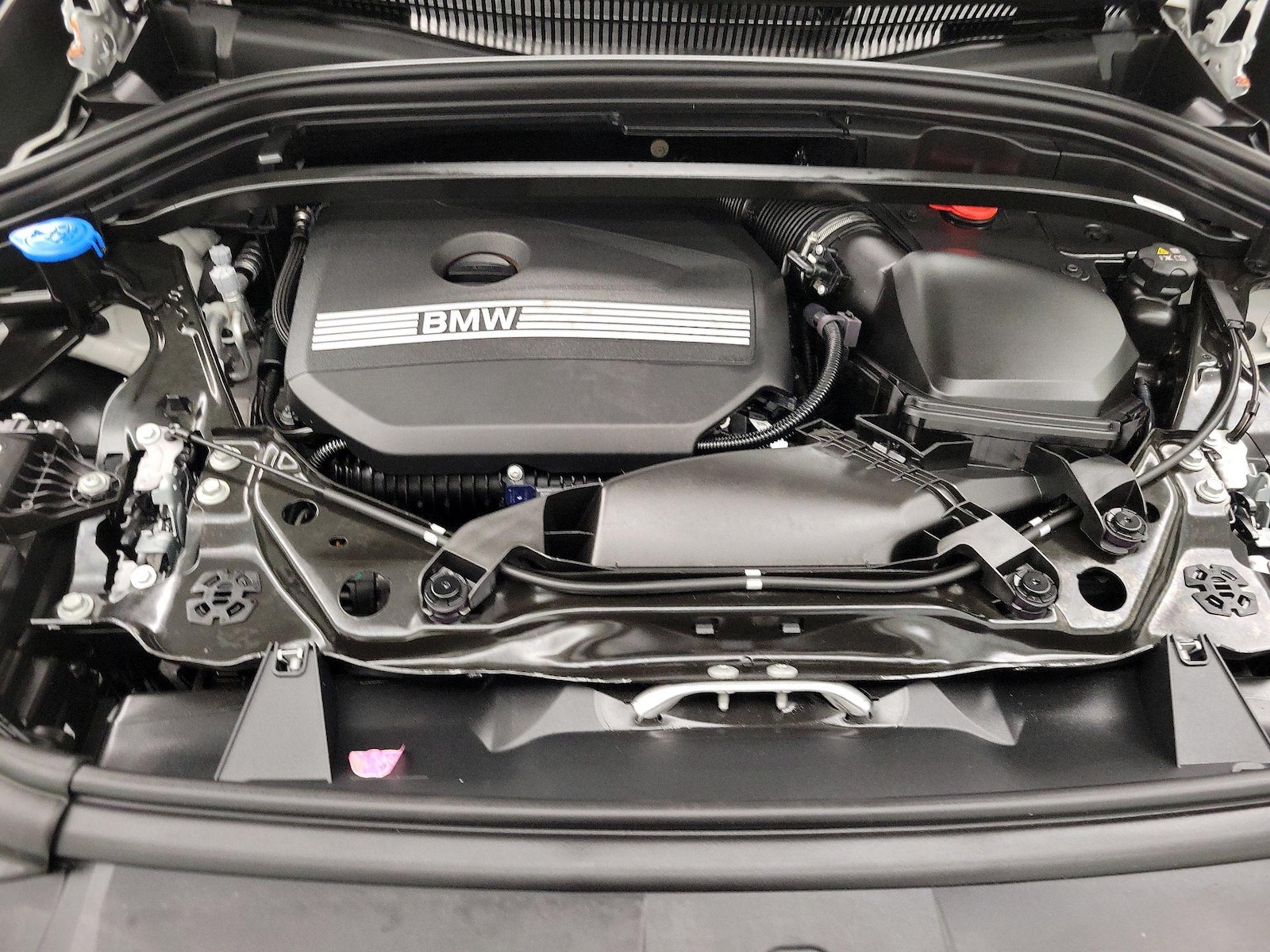 2025 BMW X1 28i - Photo 24