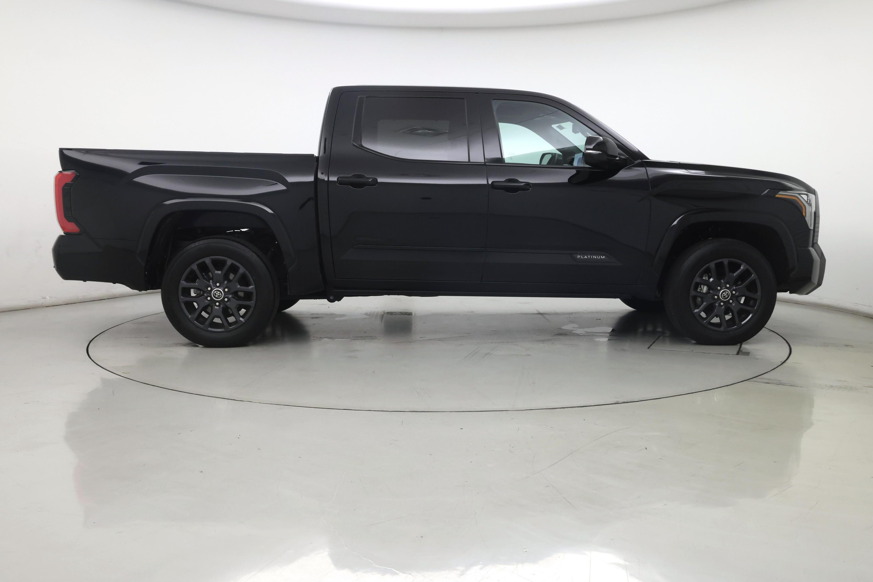 Thumbnail: 2023 Toyota Tundra - 7