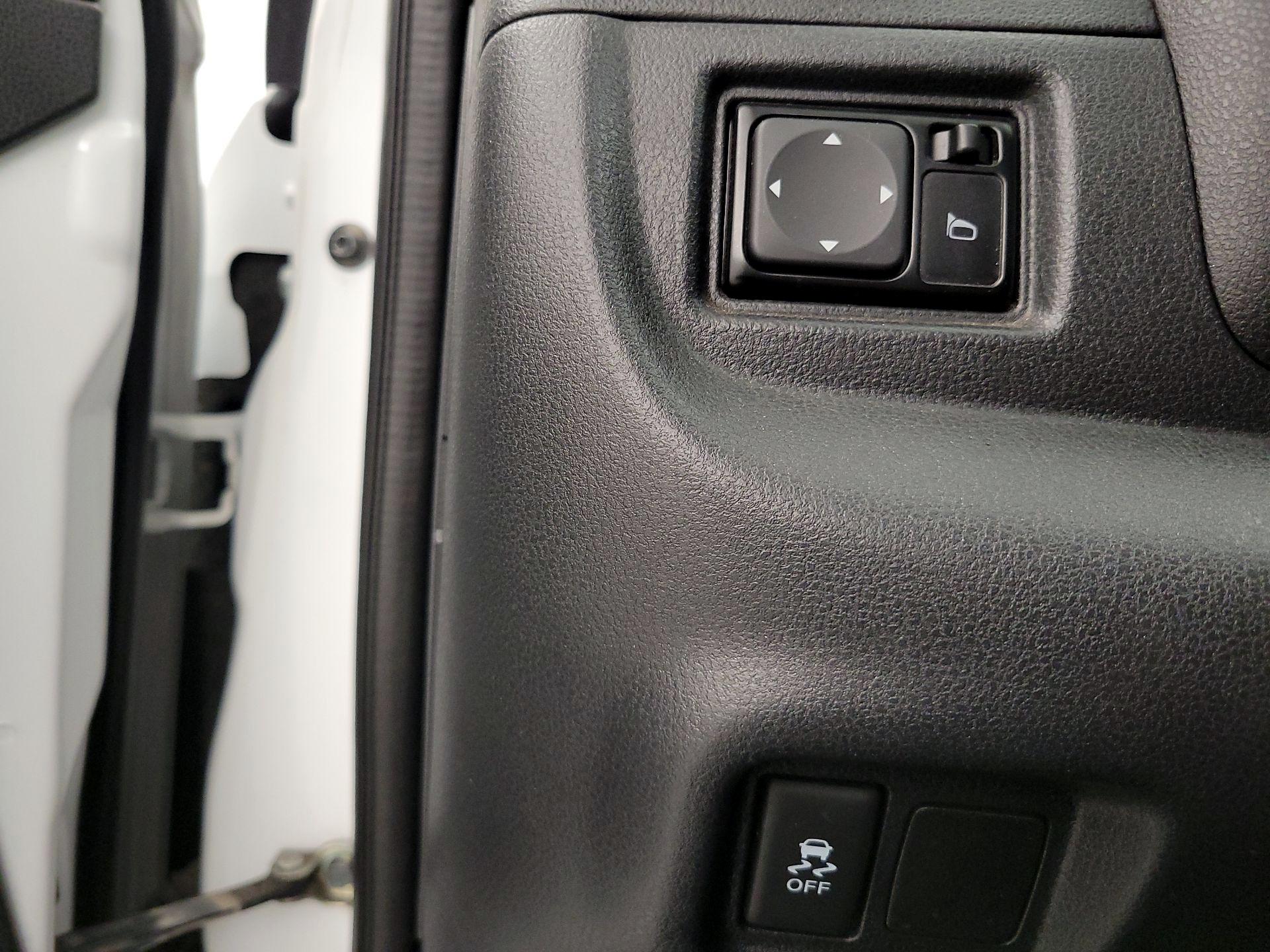 Thumbnail: 2016 Nissan Versa - 13