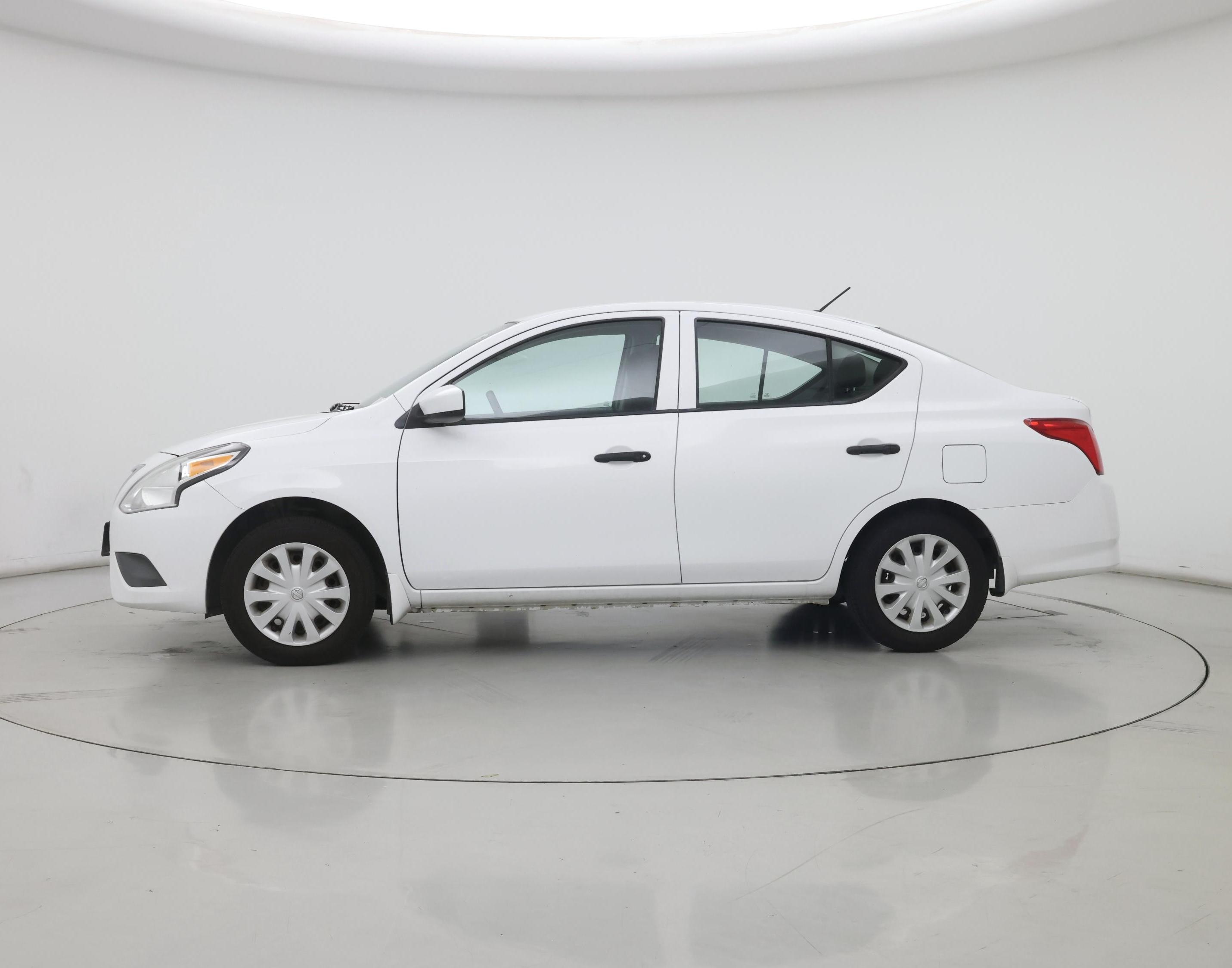 Thumbnail: 2016 Nissan Versa - 3