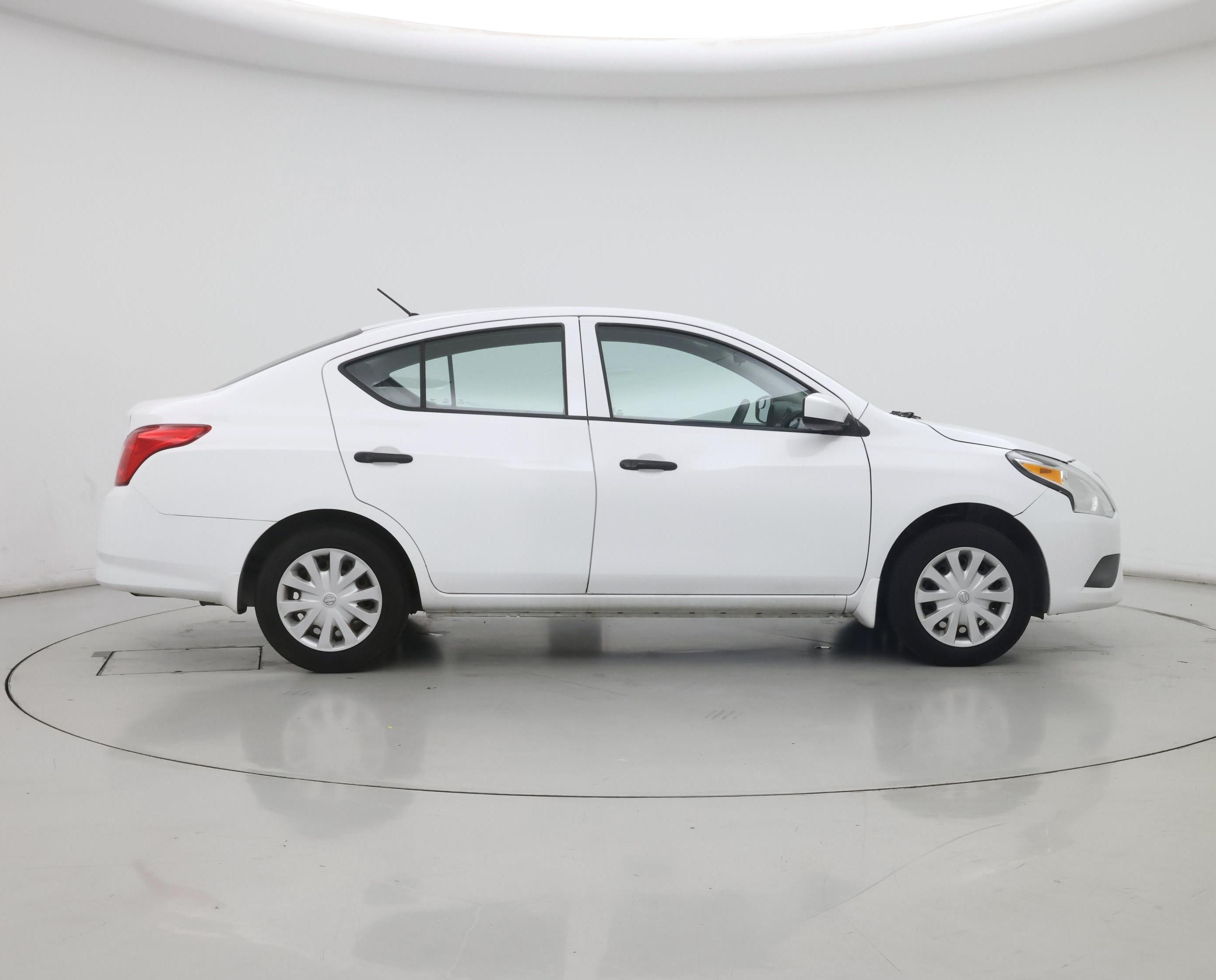 Thumbnail: 2016 Nissan Versa - 7
