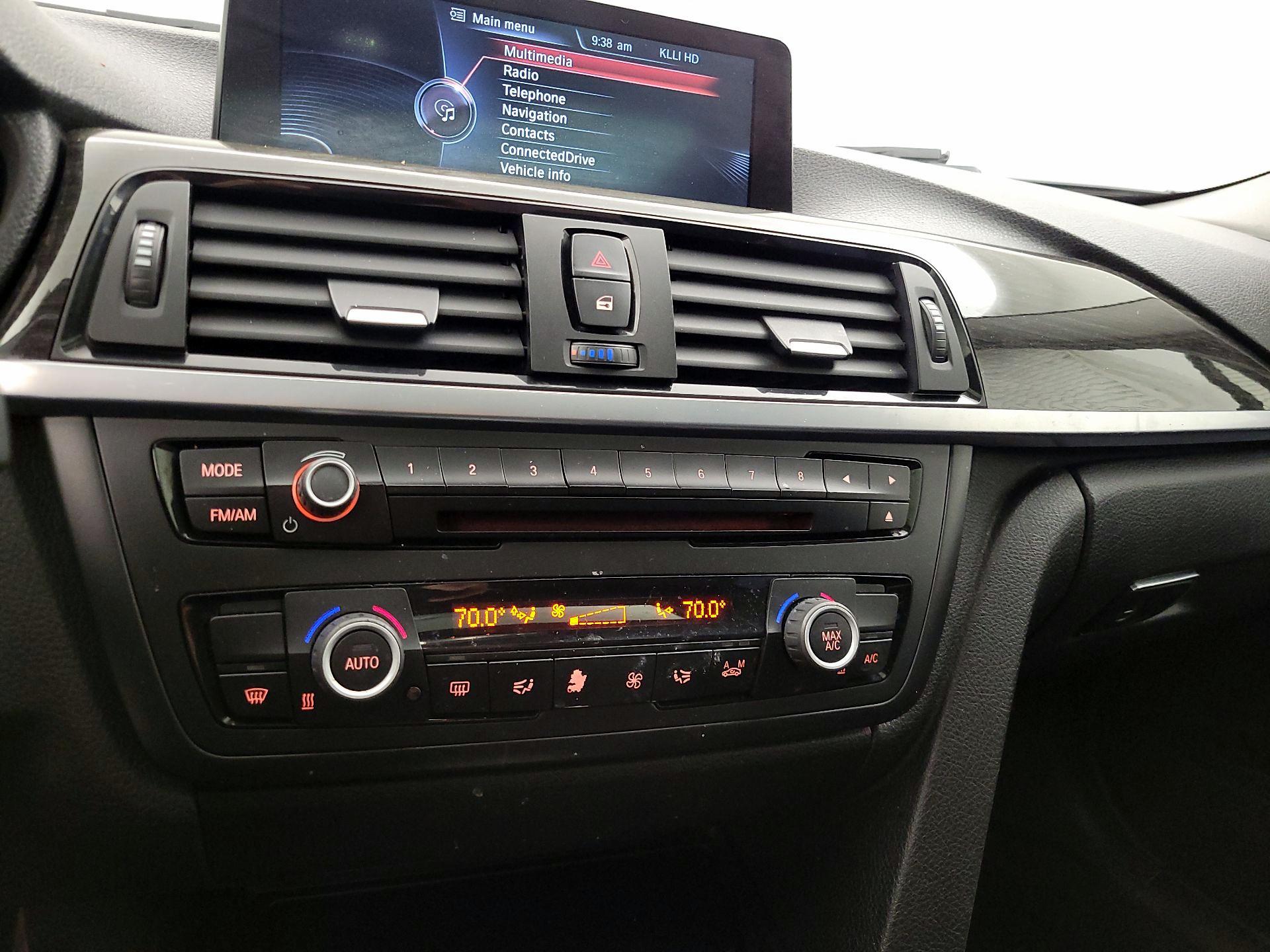Thumbnail: 2015 BMW 3 Series - 16