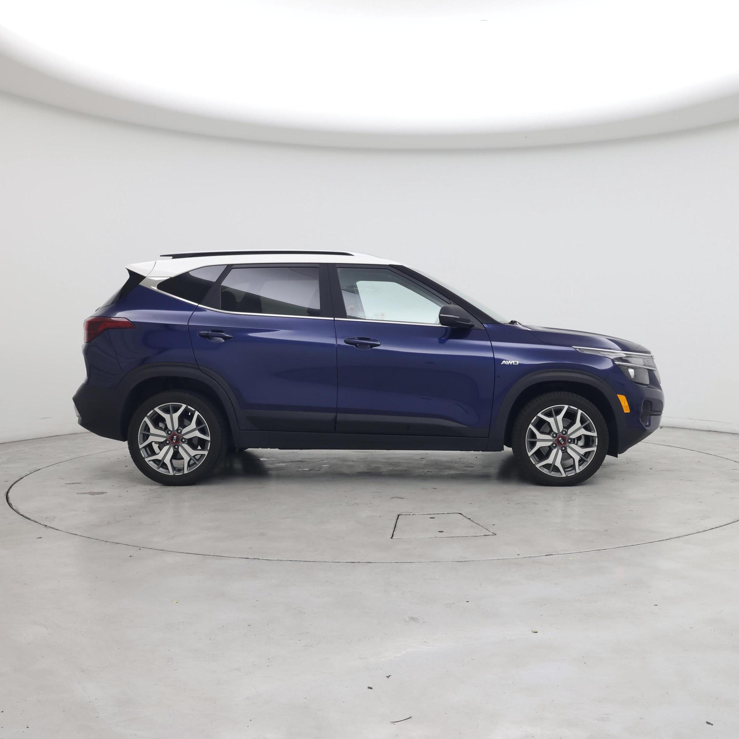 Thumbnail: 2021 Kia Seltos - 7
