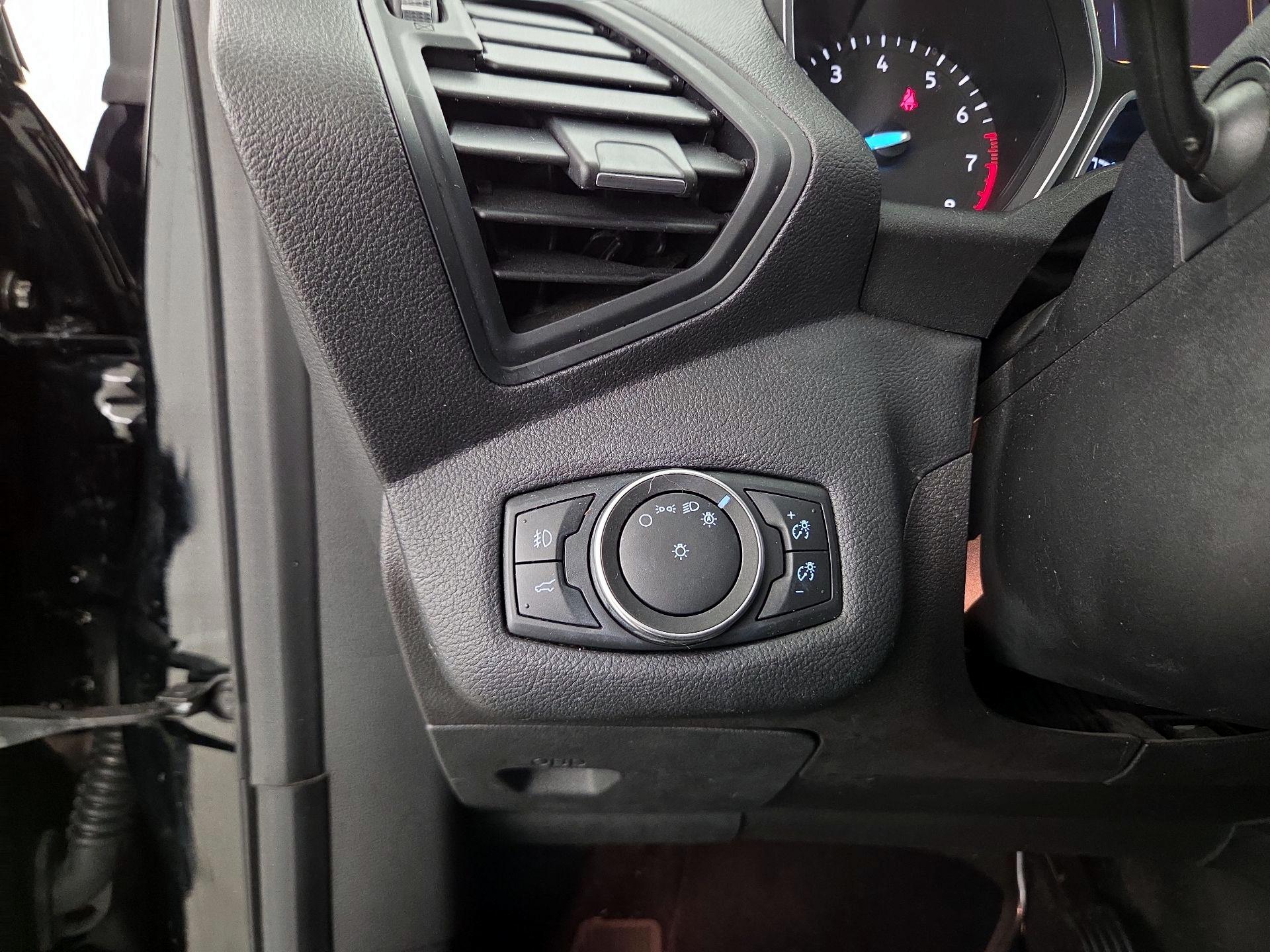 Thumbnail: 2018 Ford Escape - 13