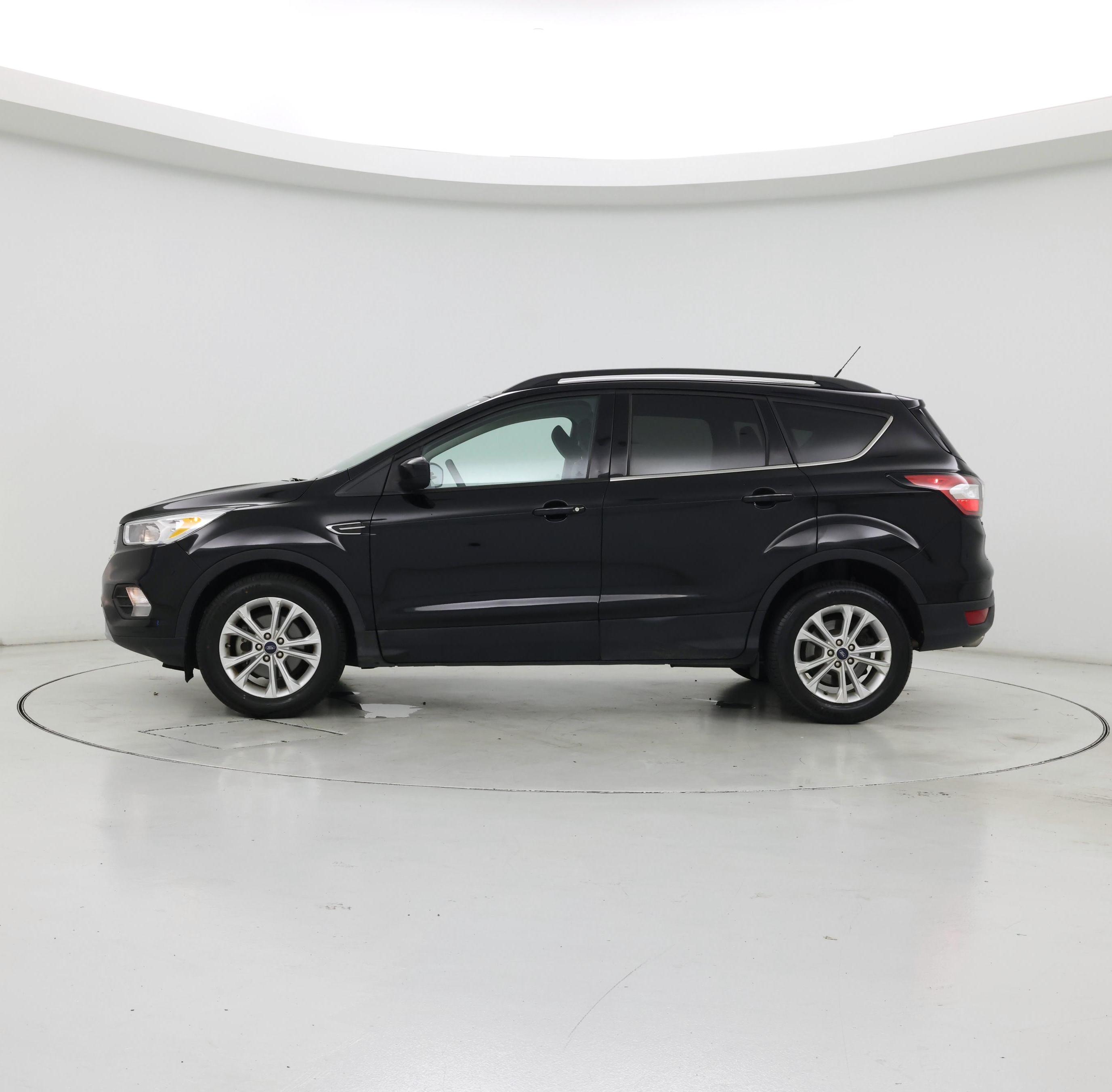 Thumbnail: 2018 Ford Escape - 3
