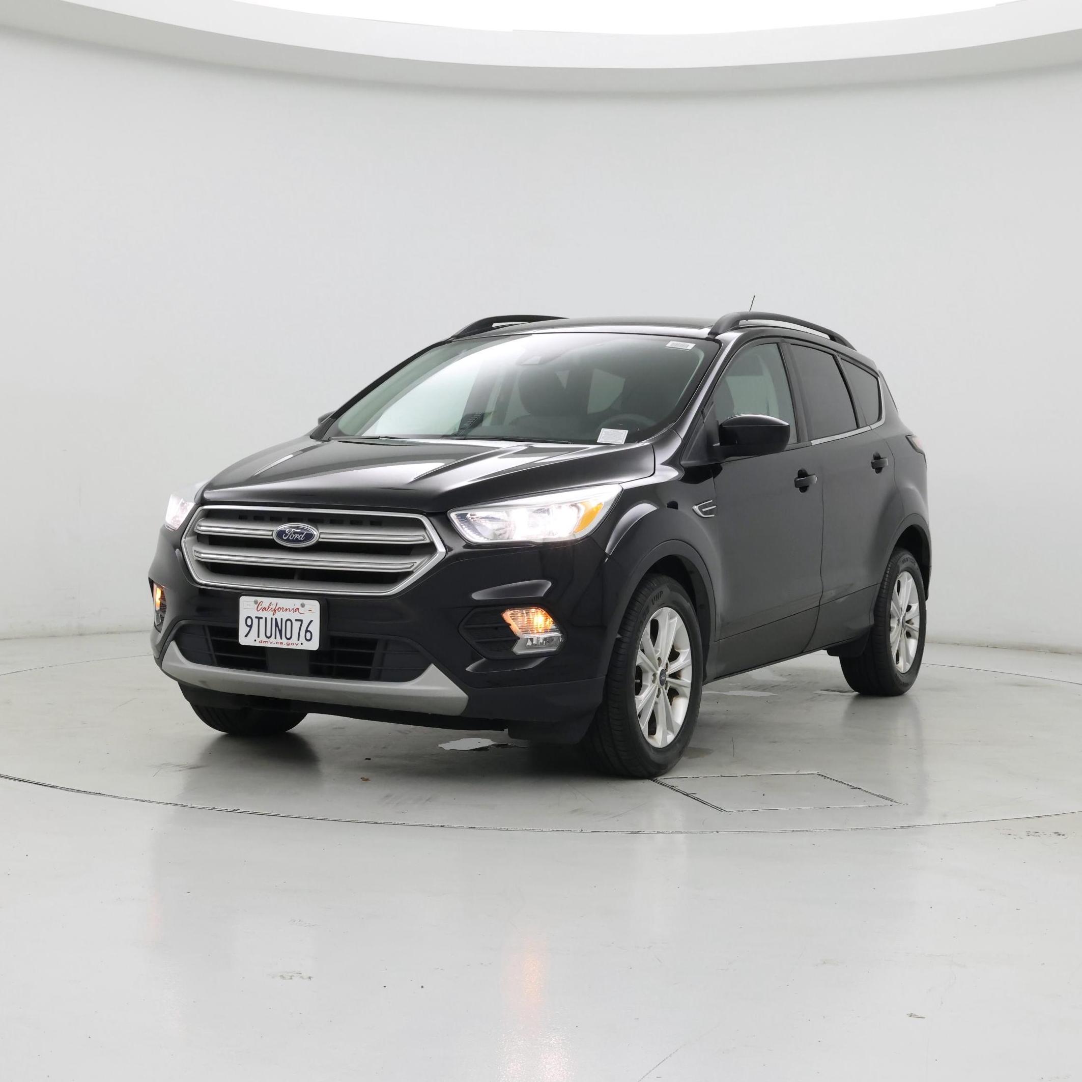 Thumbnail: 2018 Ford Escape - 4