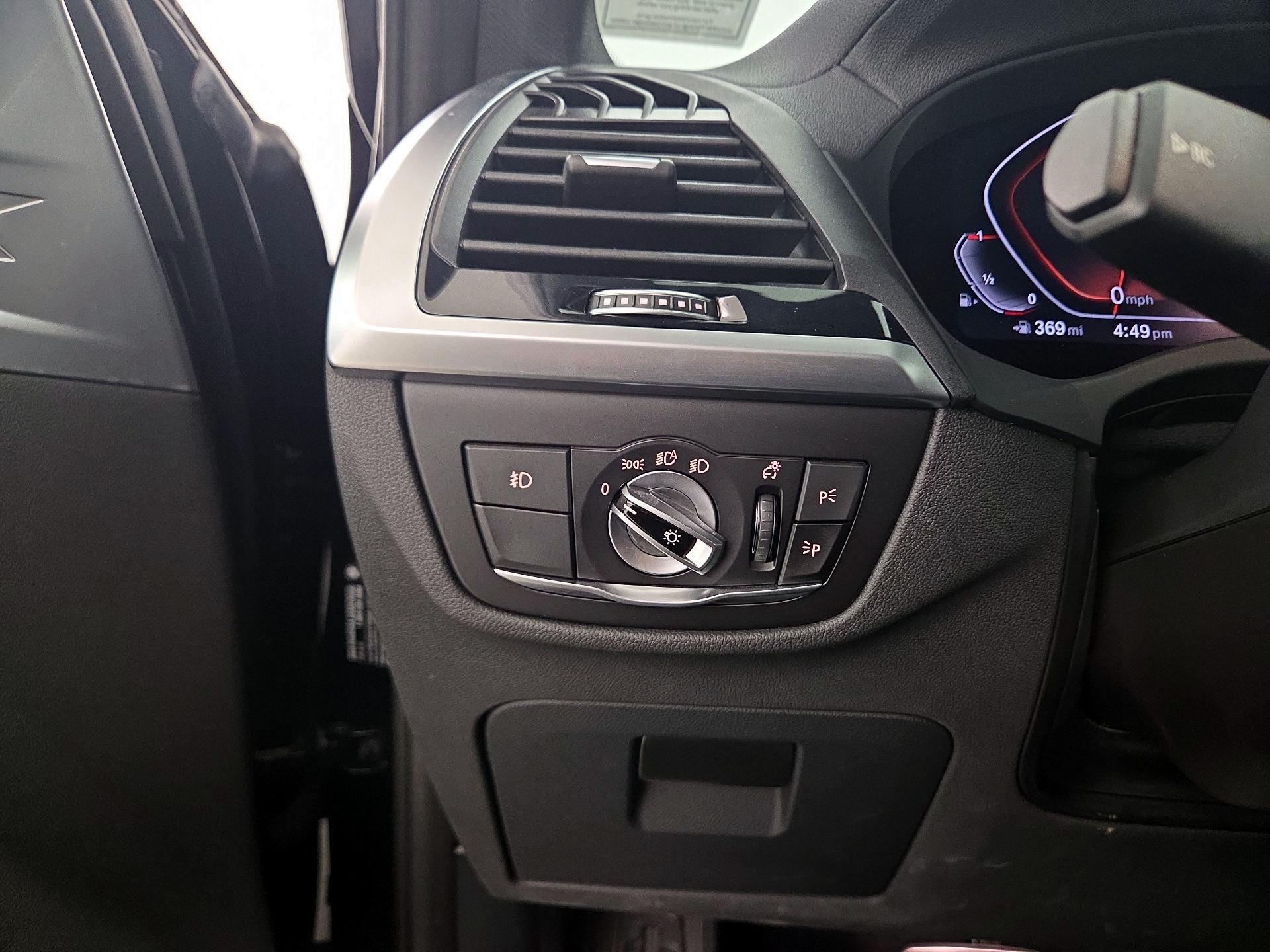 Thumbnail: 2021 BMW X4 - 13