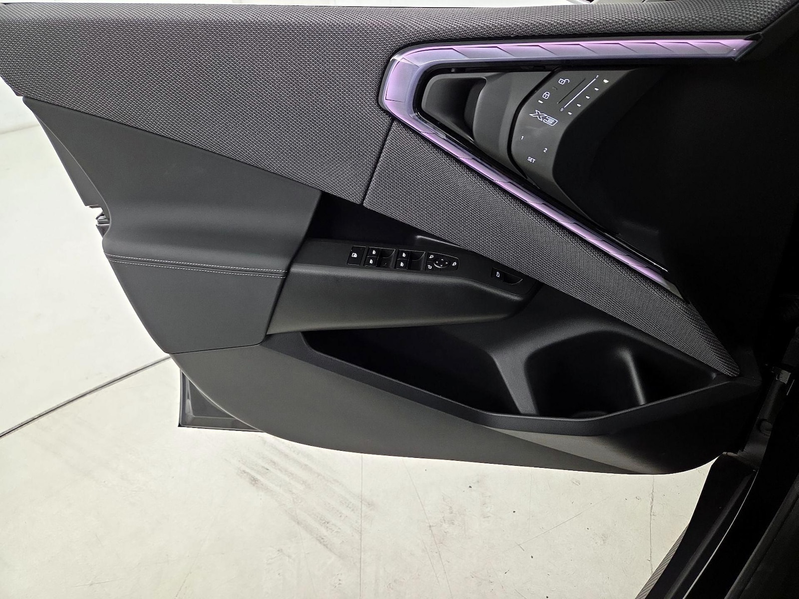 2025 BMW X3 30 - Photo 13