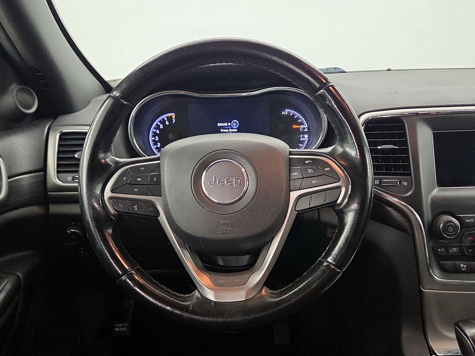 2021 Jeep Grand Cherokee Laredo E - Photo 11