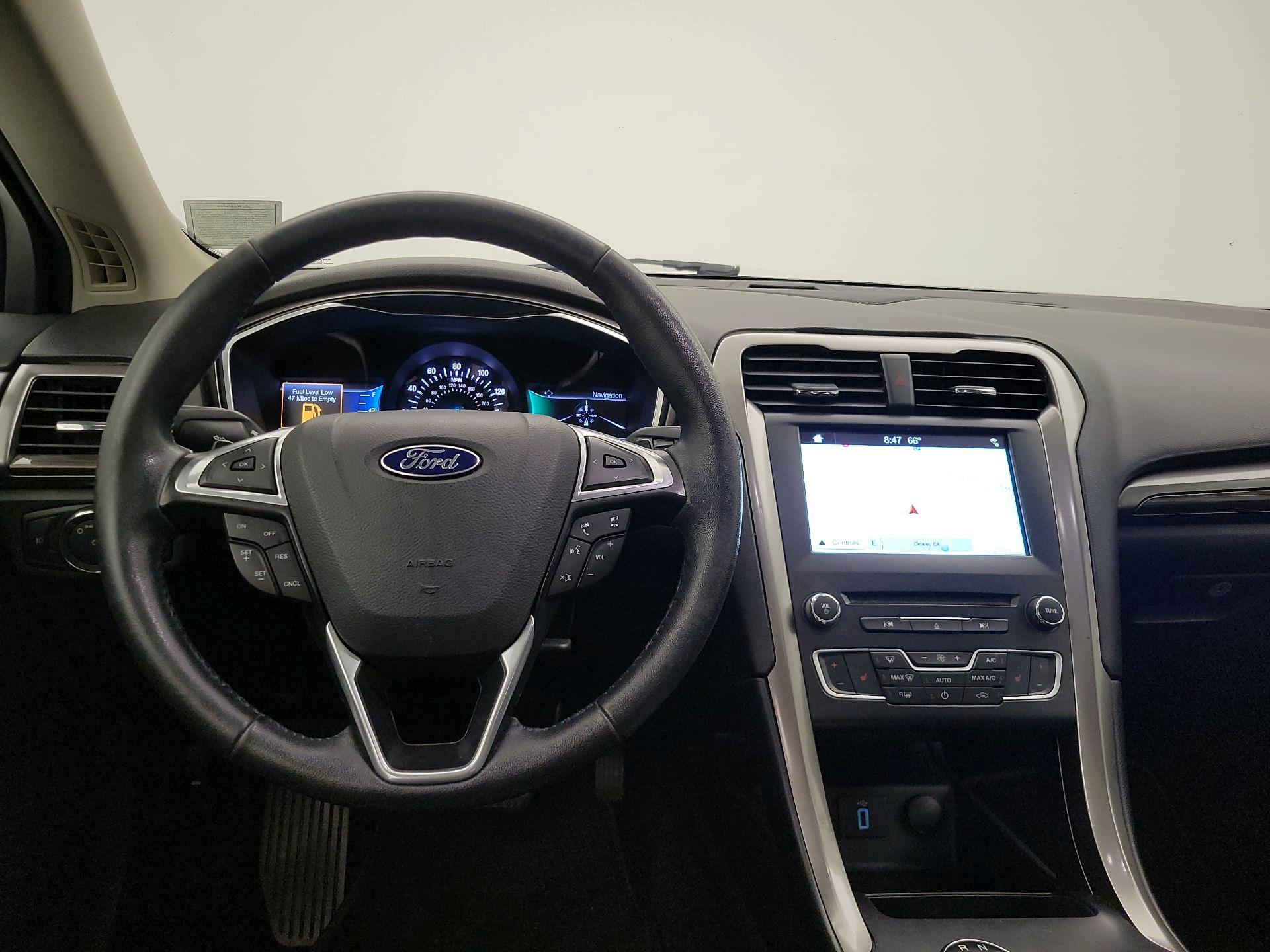 Thumbnail: 2017 Ford Fusion - 10