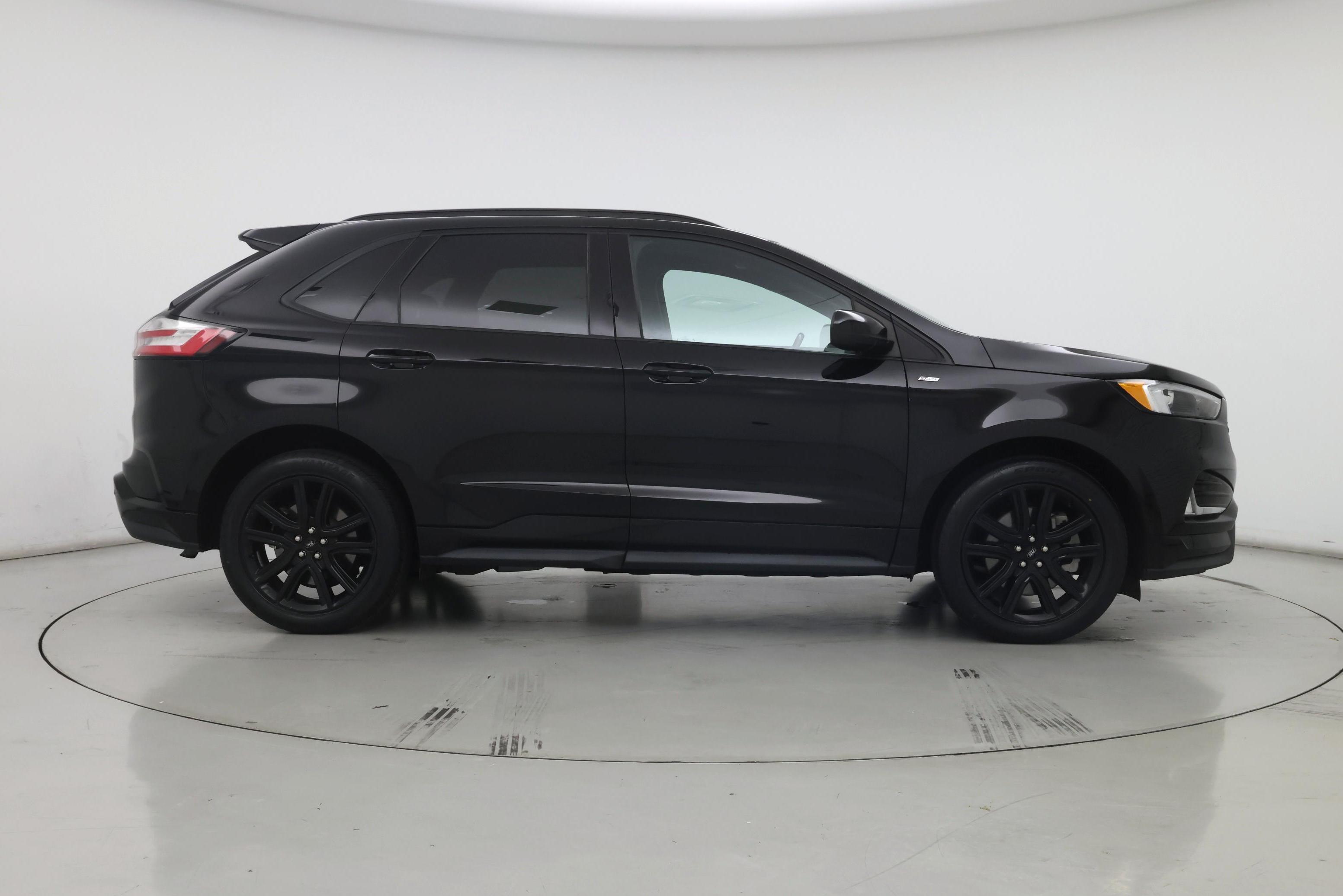 Thumbnail: 2022 Ford Edge - 7