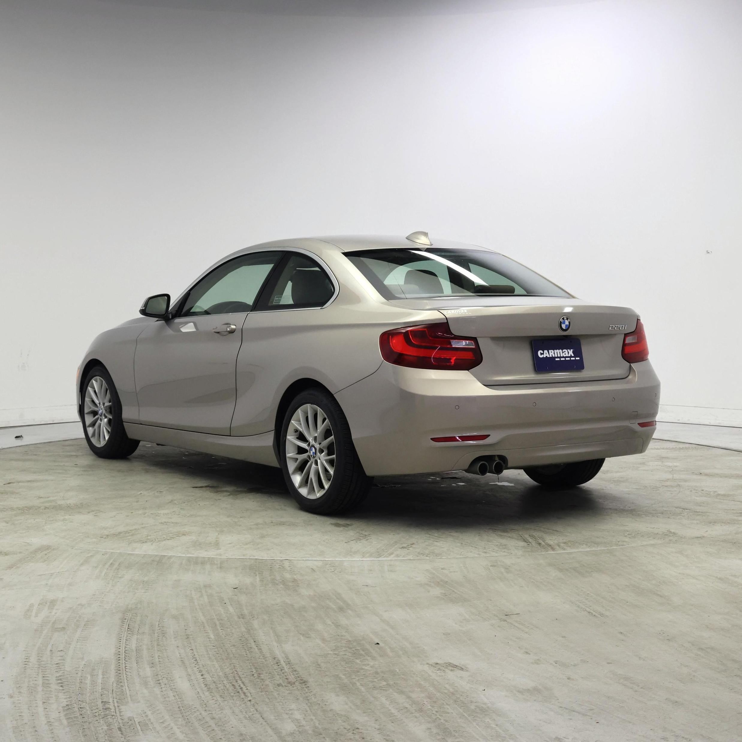 Thumbnail: 2015 BMW 2 Series - 2