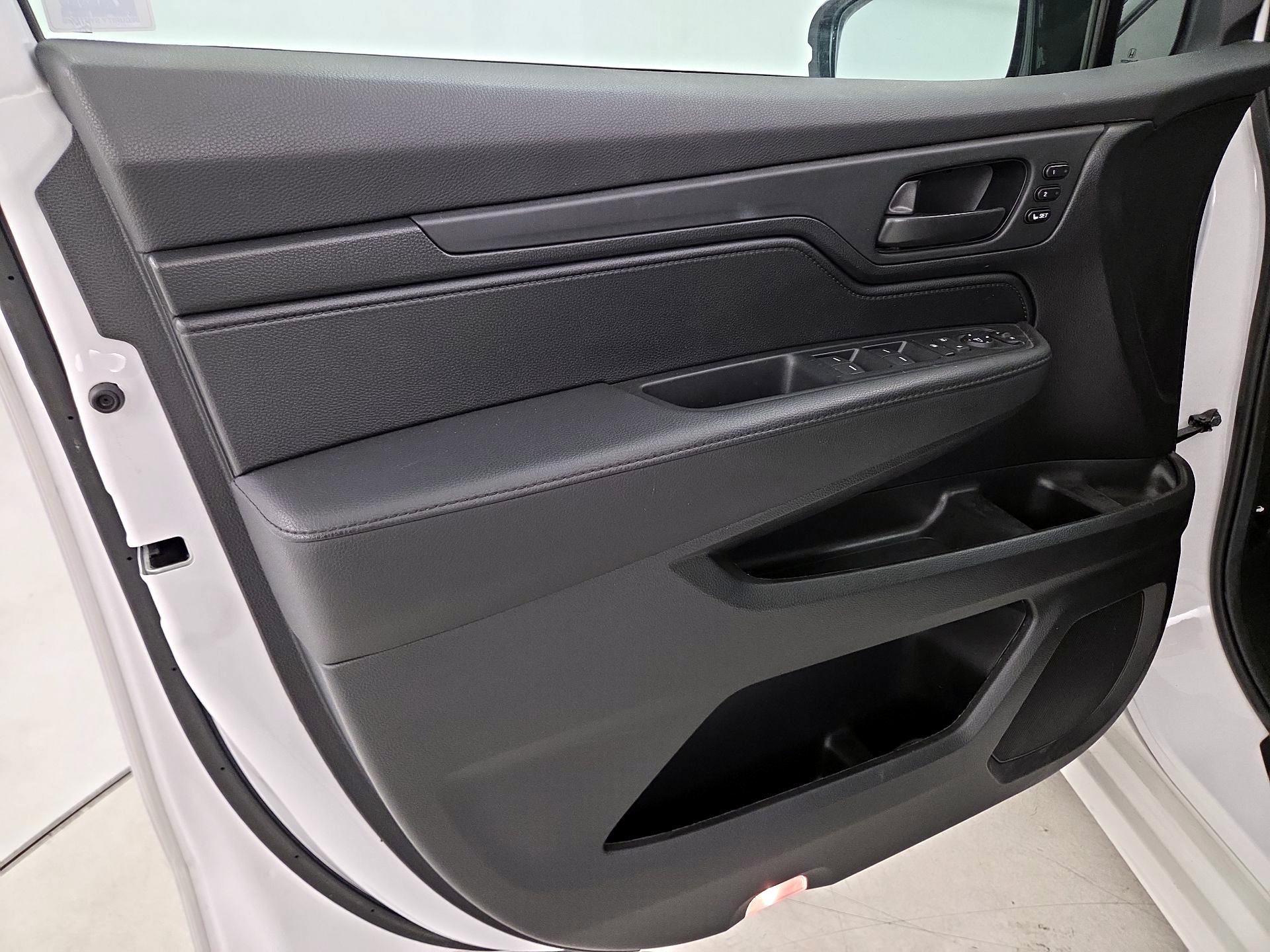 Thumbnail: 2025 Honda Odyssey - 12