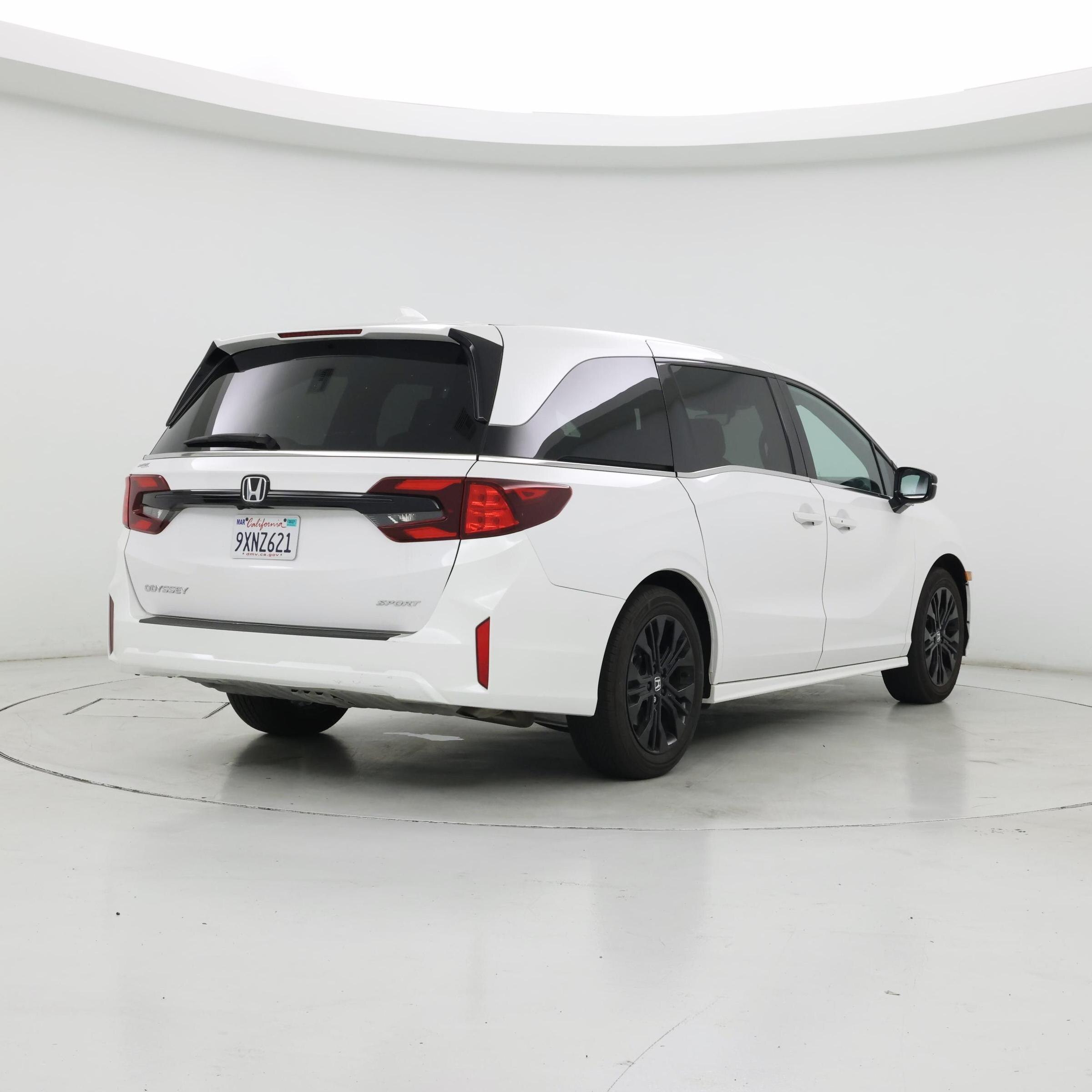 Thumbnail: 2025 Honda Odyssey - 8