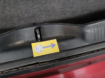 Trunk Rear row Cosmetic Imperfection