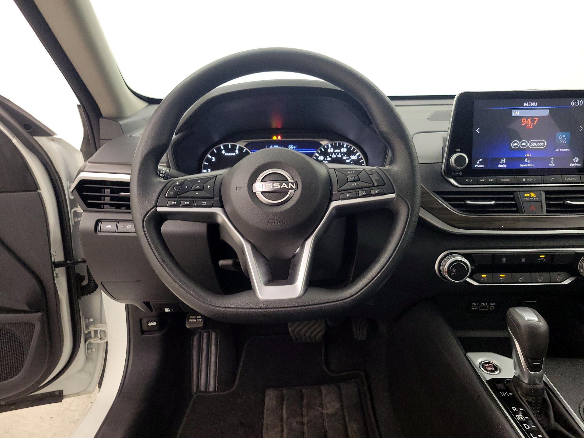 Thumbnail: 2025 Nissan Altima - 10