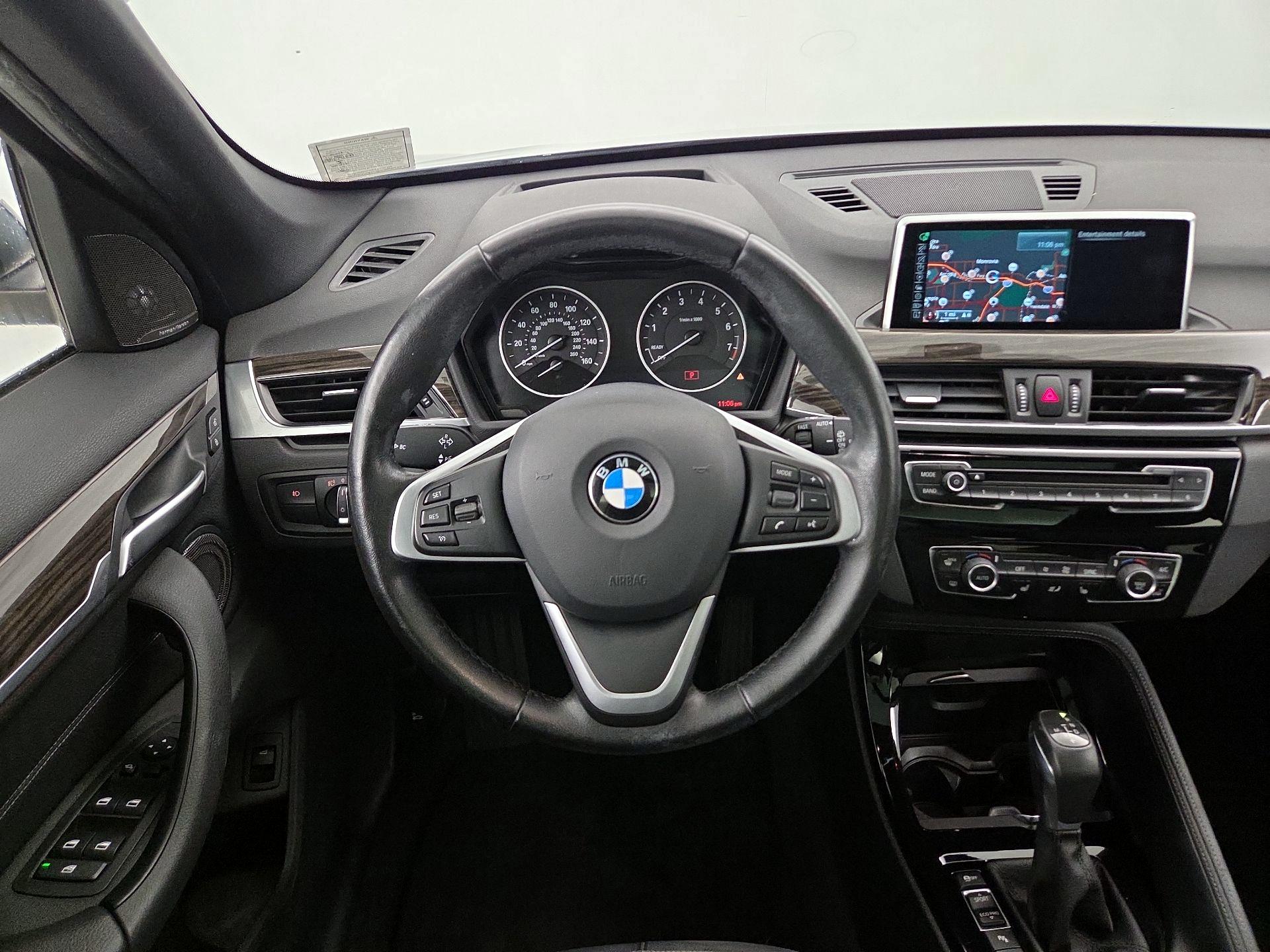 Thumbnail: 2016 BMW X1 - 10