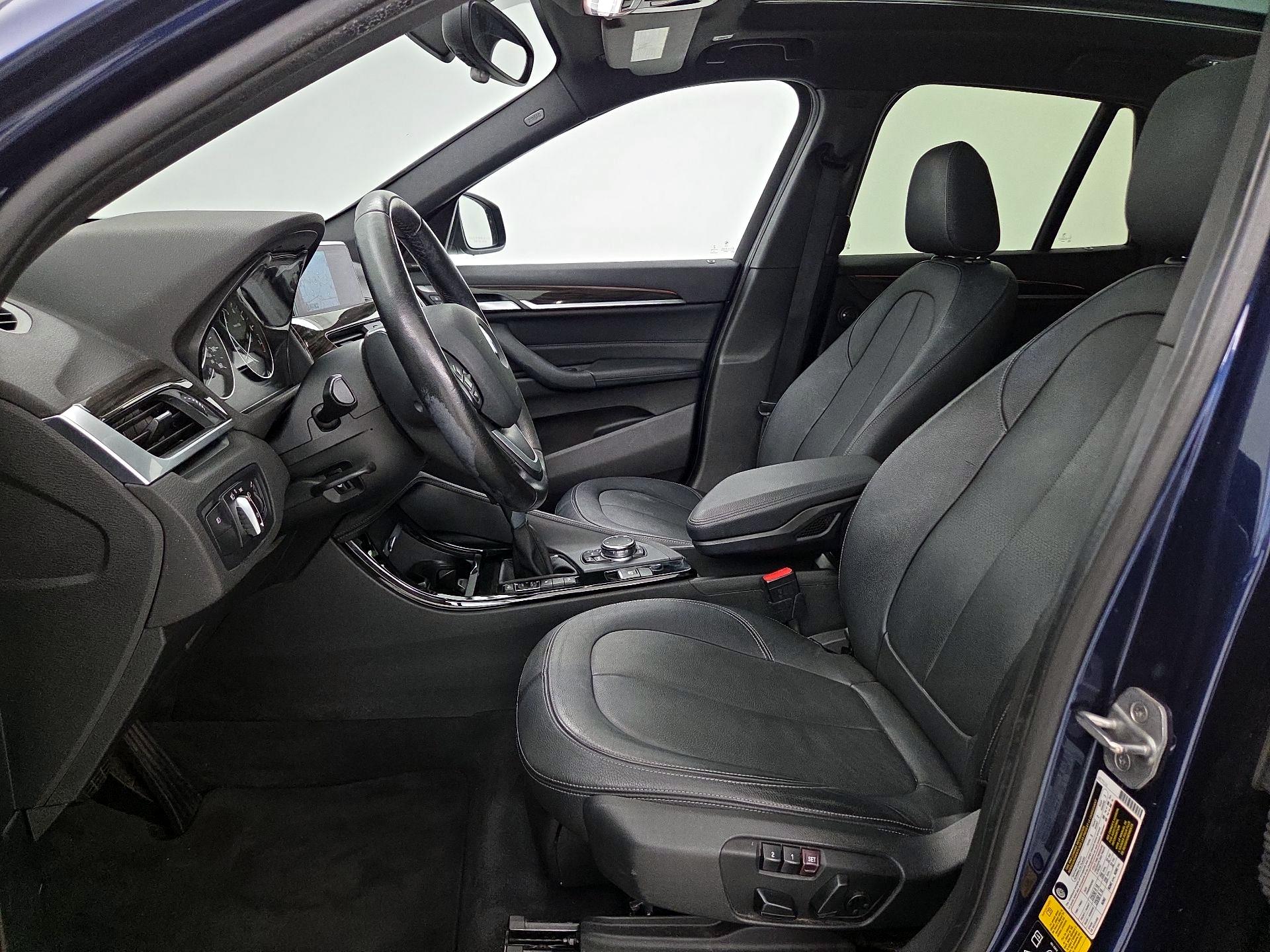 Thumbnail: 2016 BMW X1 - 11