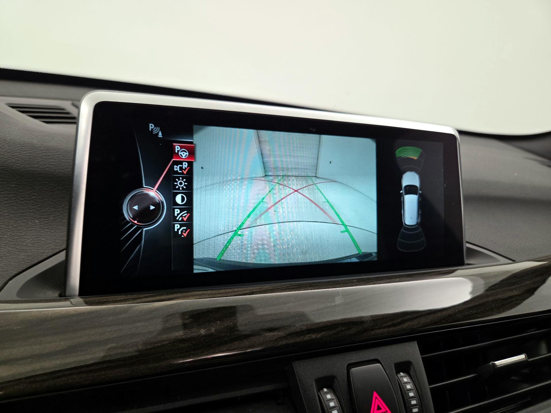 Thumbnail: 2016 BMW X1 - 15