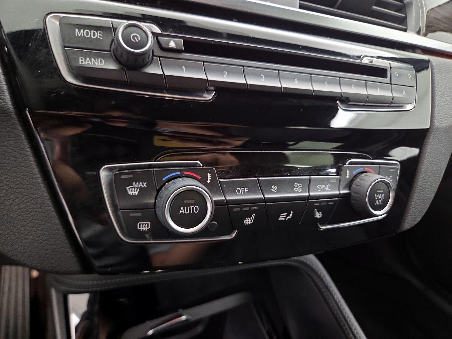 Thumbnail: 2016 BMW X1 - 17