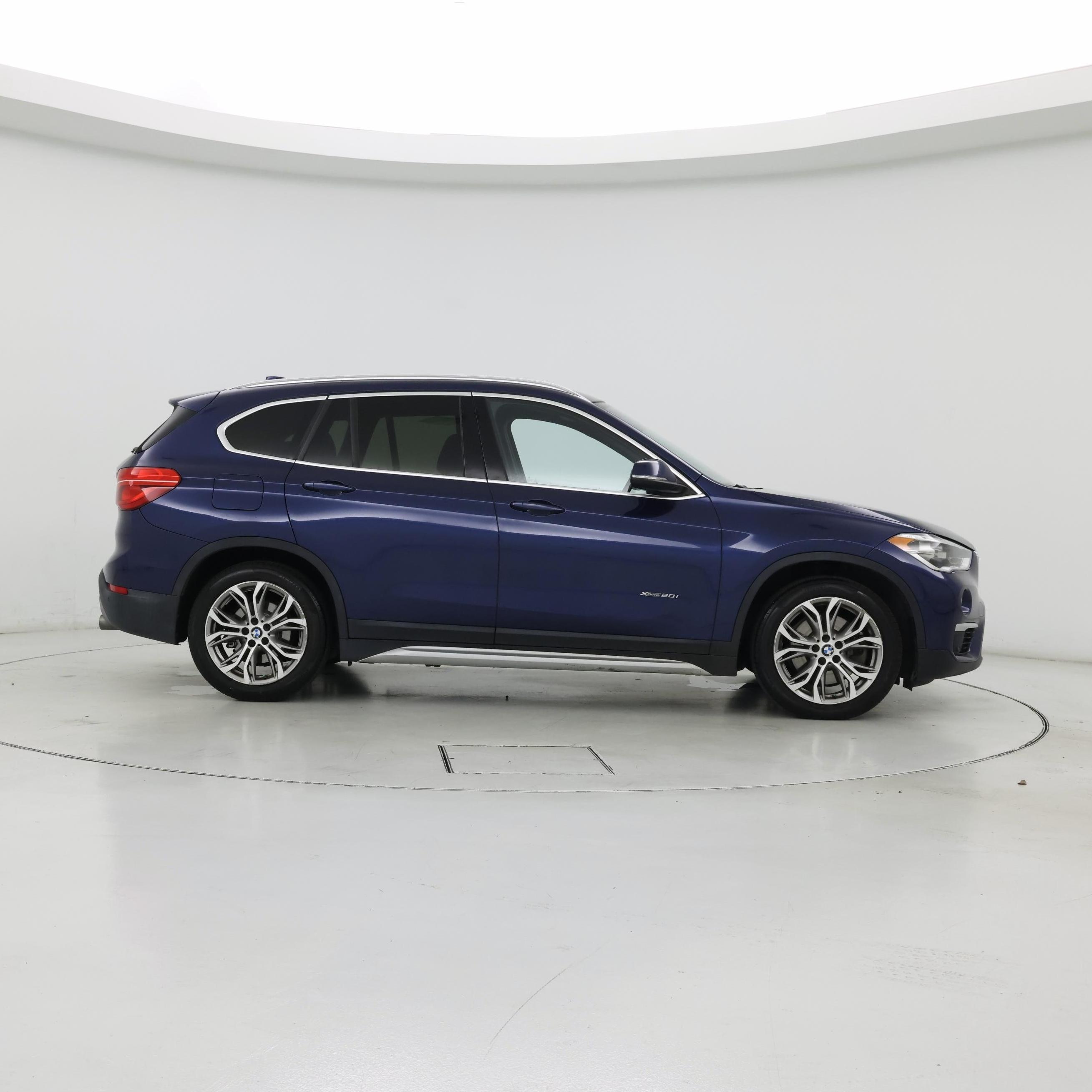 Thumbnail: 2016 BMW X1 - 7