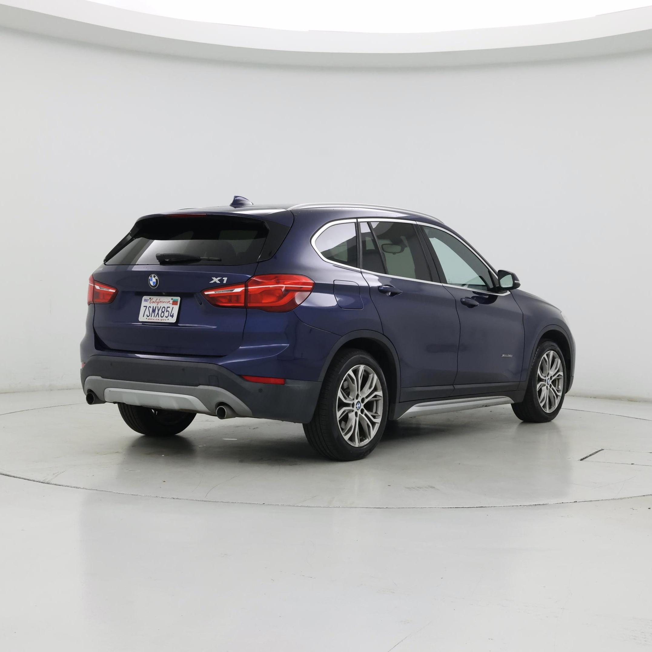 Thumbnail: 2016 BMW X1 - 8