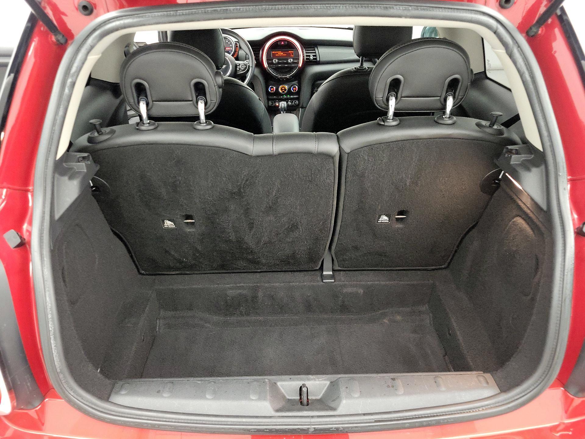 Thumbnail: 2015 MINI Cooper Hardtop - 18