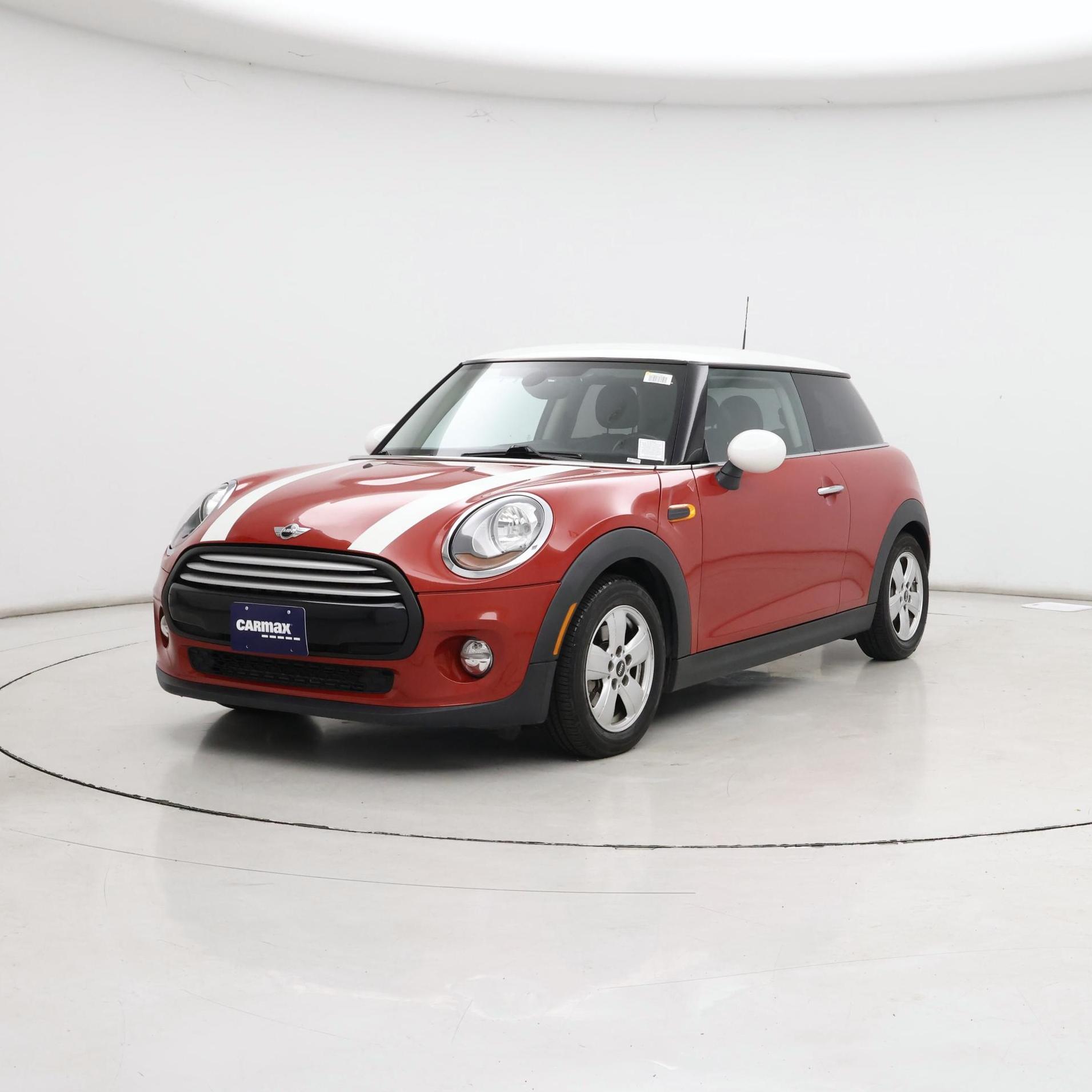Thumbnail: 2015 MINI Cooper Hardtop - 4