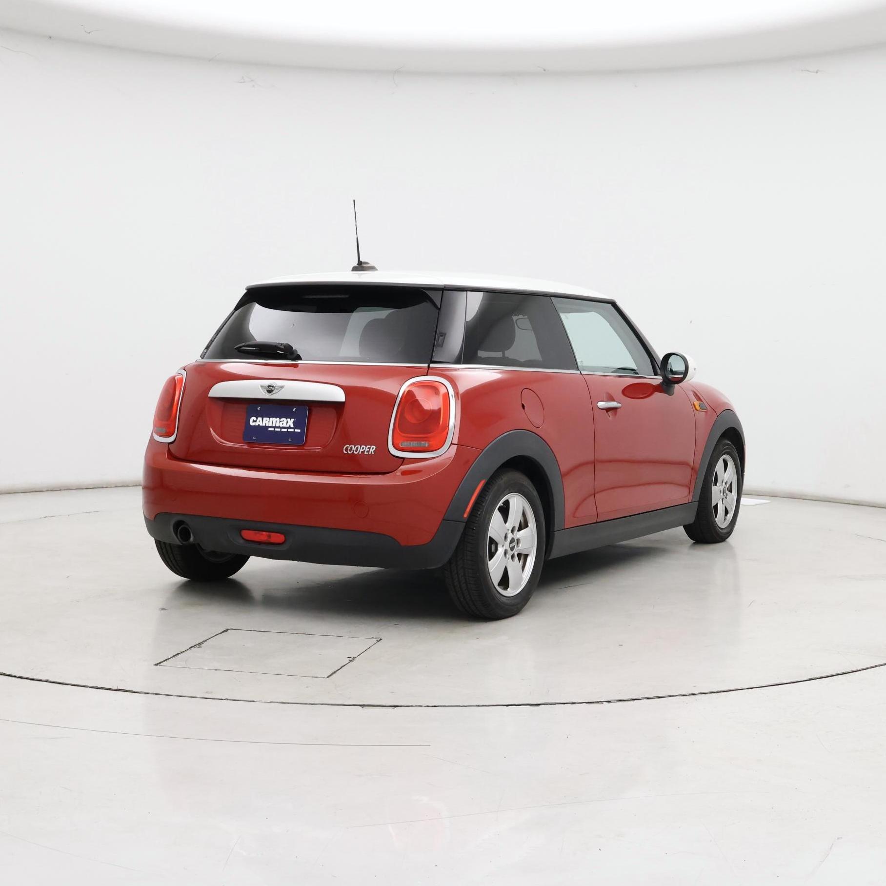 Thumbnail: 2015 MINI Cooper Hardtop - 8