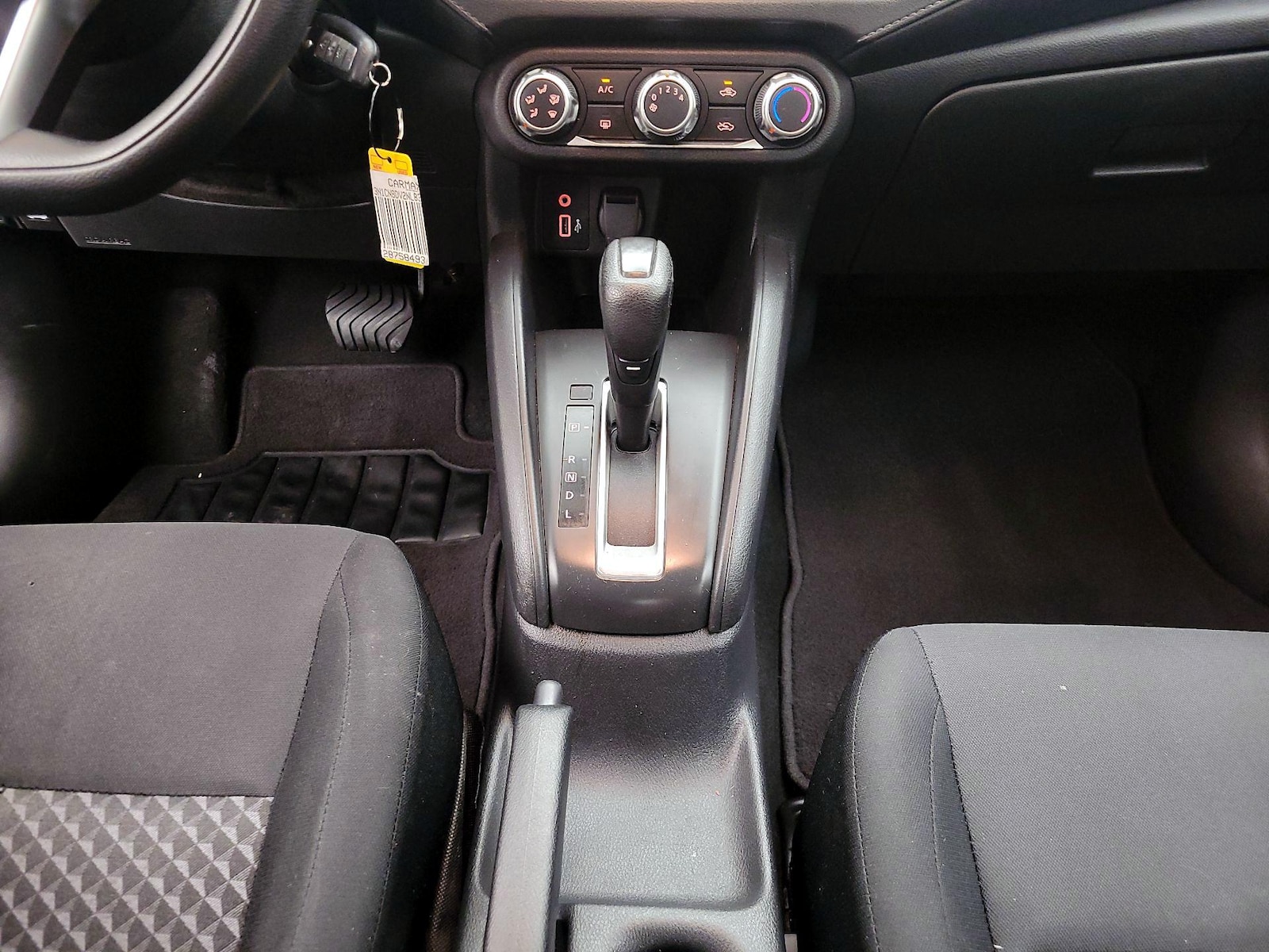 2022 Nissan Versa Sedan S - Photo 18