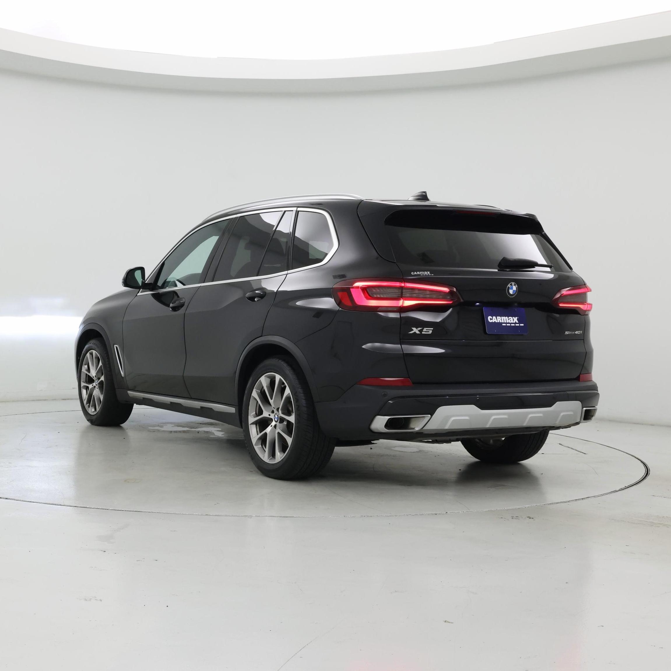 Thumbnail: 2023 BMW X5 - 2
