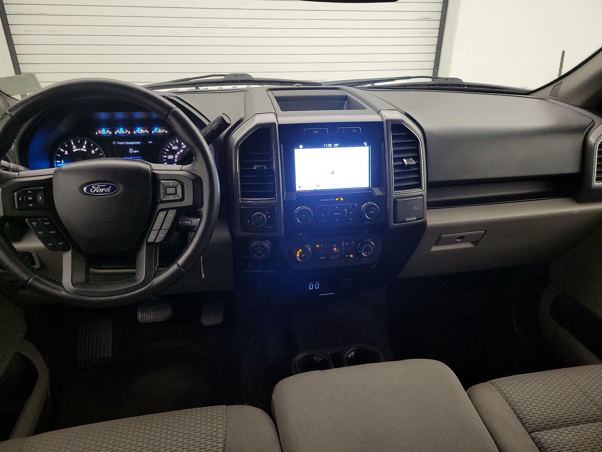 Thumbnail: 2017 Ford F-150 - 9
