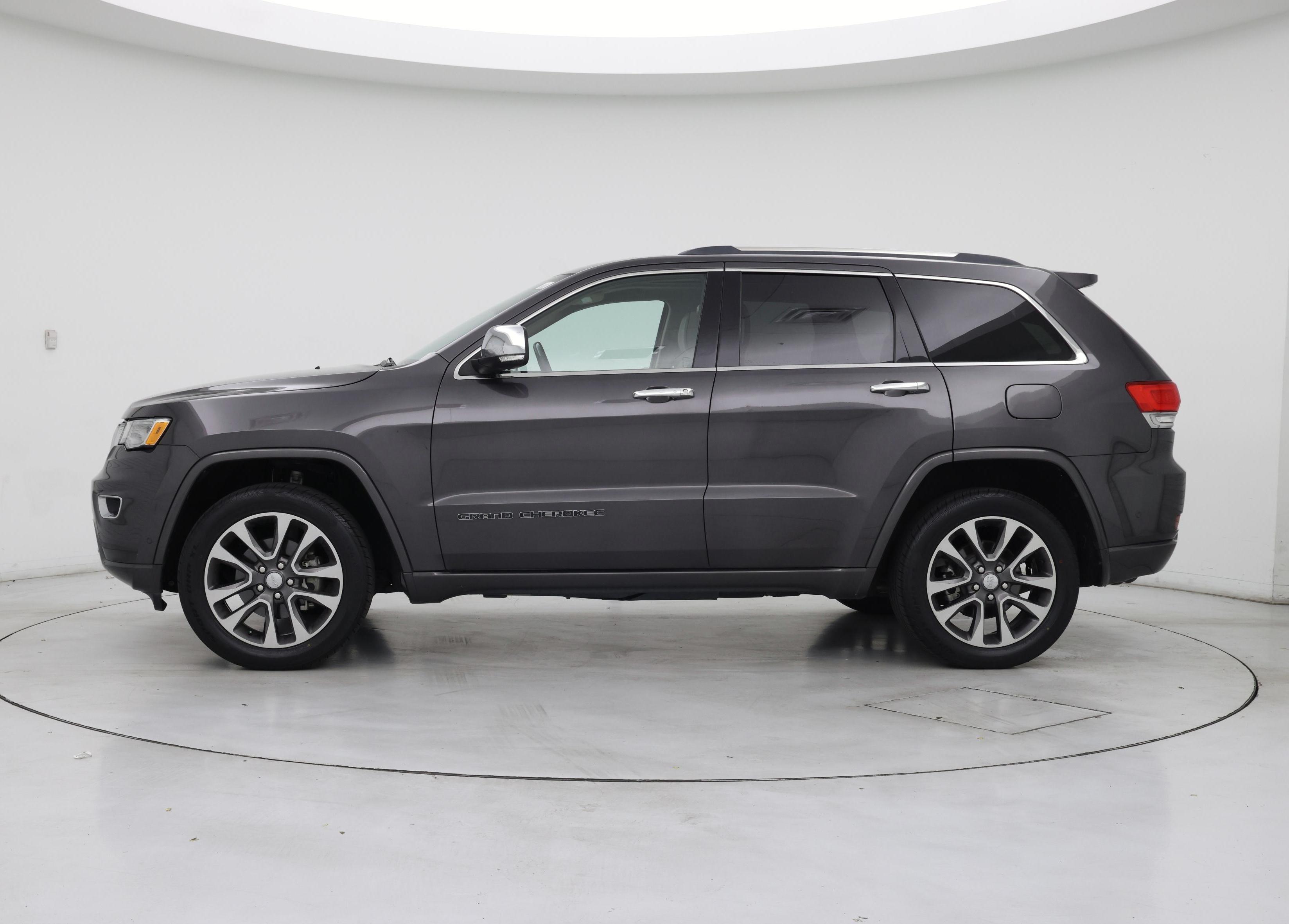 Thumbnail: 2017 Jeep Grand Cherokee - 3