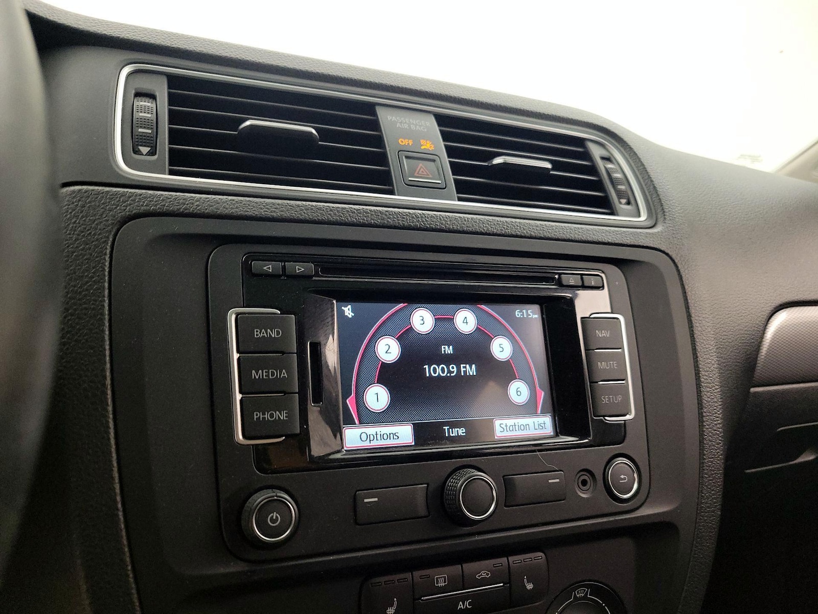2015 Volkswagen Jetta SE - Photo 16
