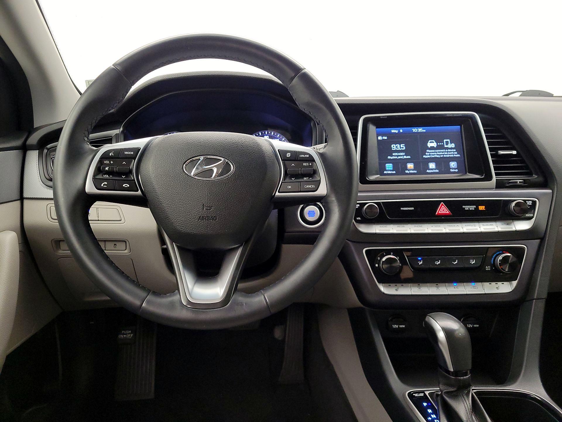 Thumbnail: 2018 Hyundai Sonata - 10